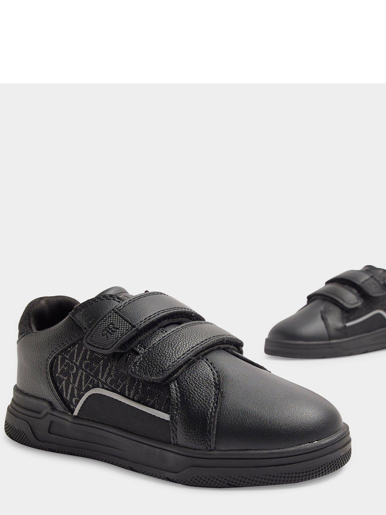 river-island-boys-ri-panel-trainers-blackdetail