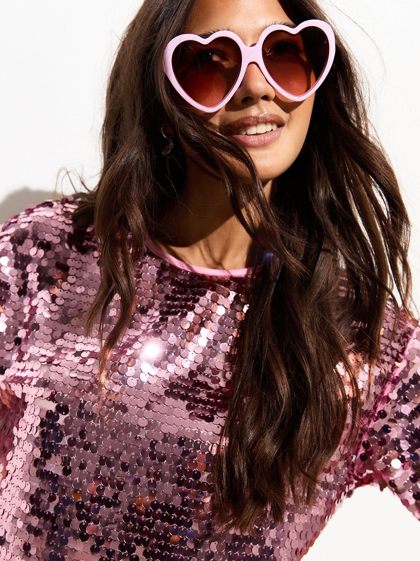 new-look-dark-pink-boxy-sequined-t-shirtoutfit