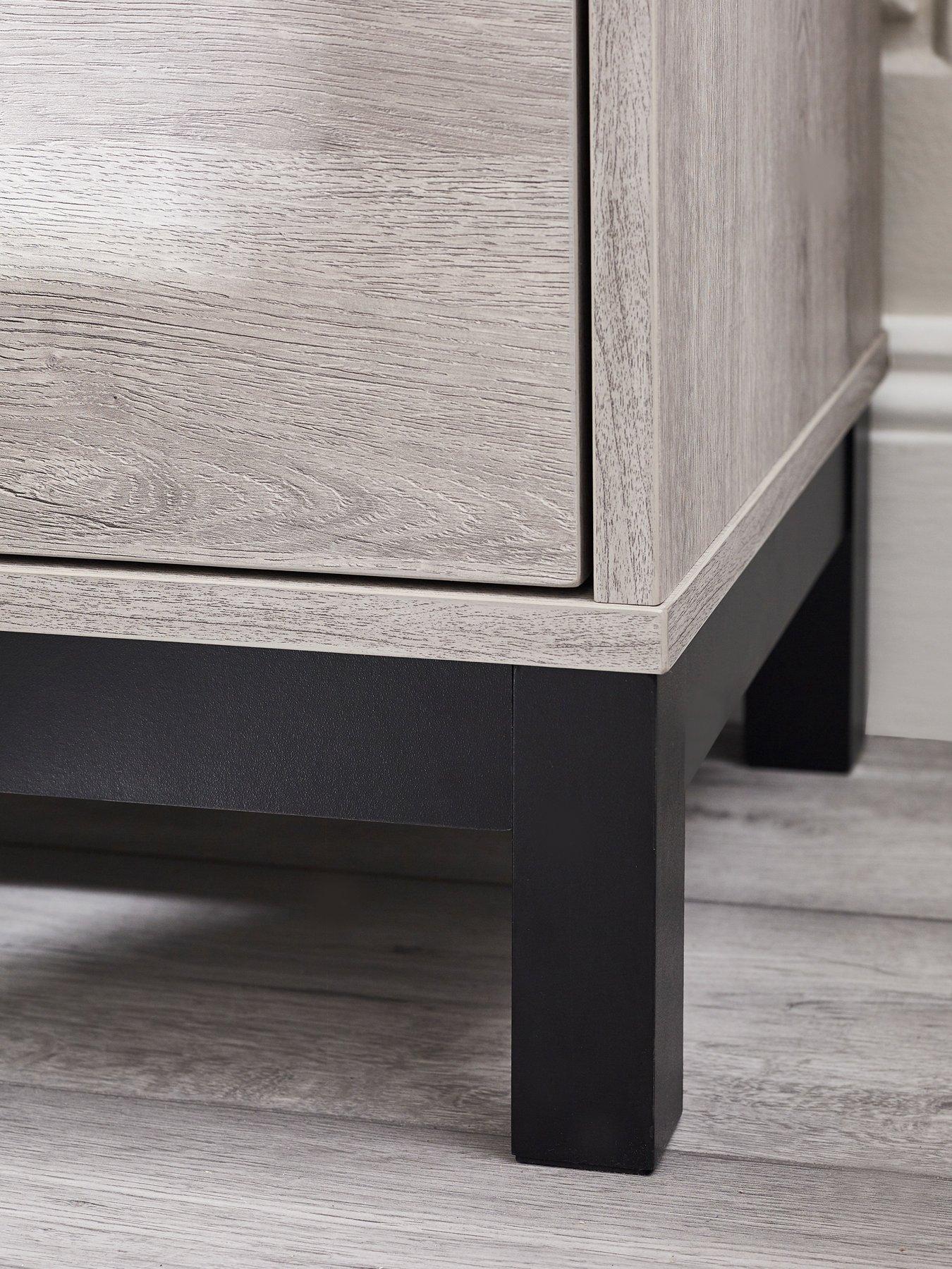julian-bowen-bali-4-drawer-chest-grey-oakoutfit