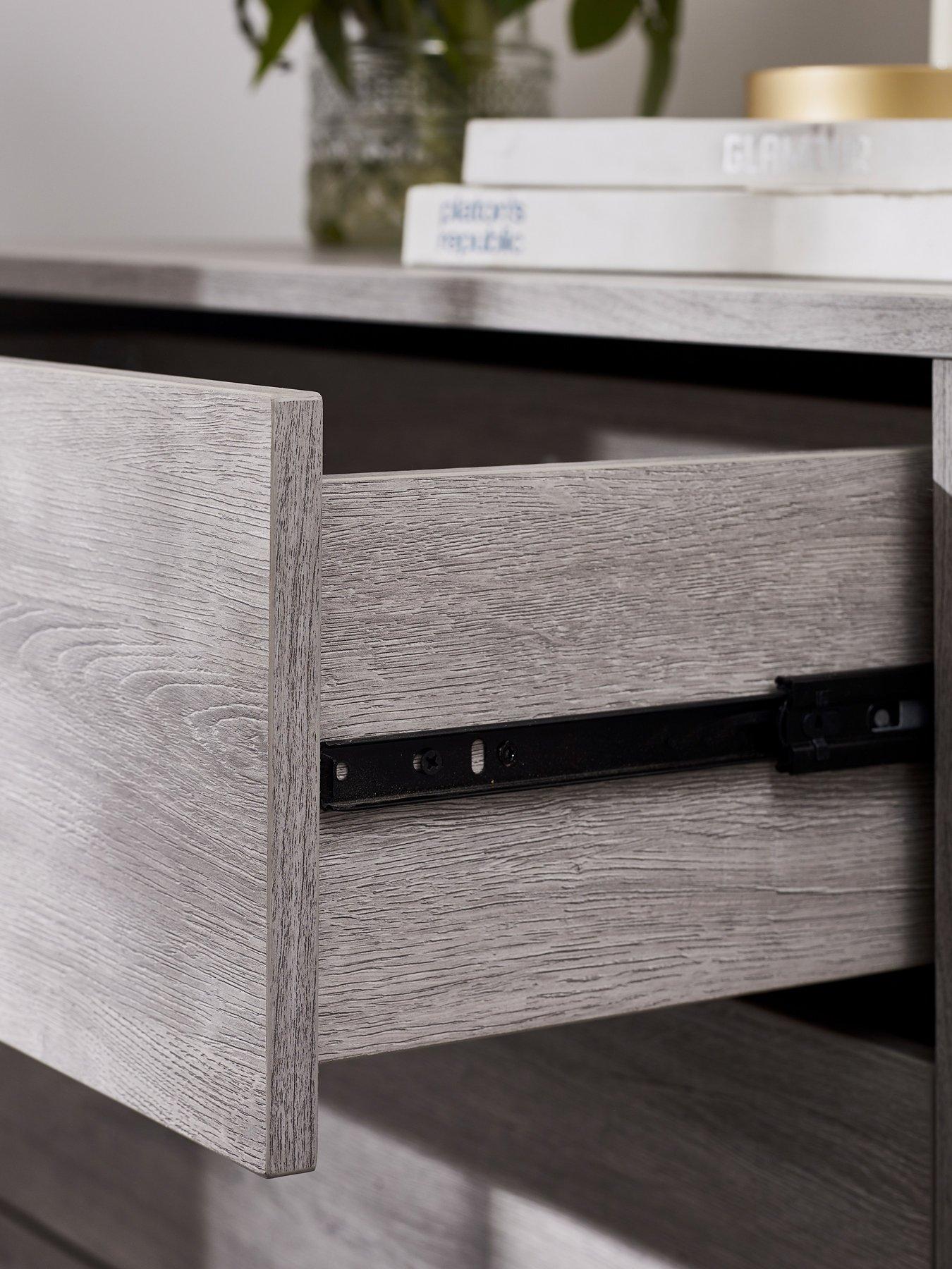julian-bowen-bali-4-drawer-chest-grey-oakdetail
