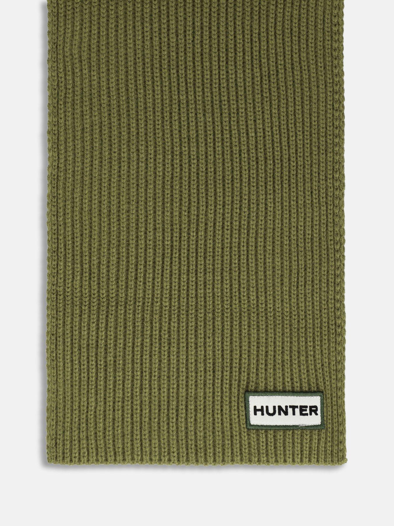 hunter-laird-scarfback