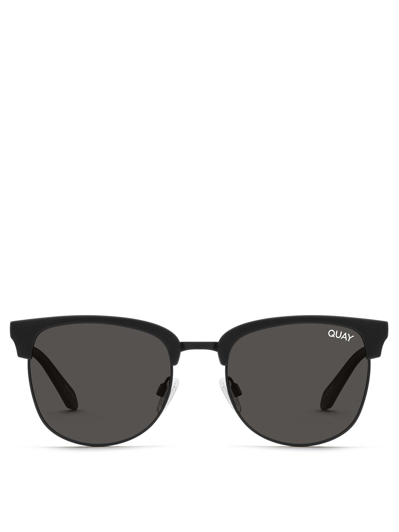 quay-australia-evasive-wayfarer-sunglasses-blackoutfit