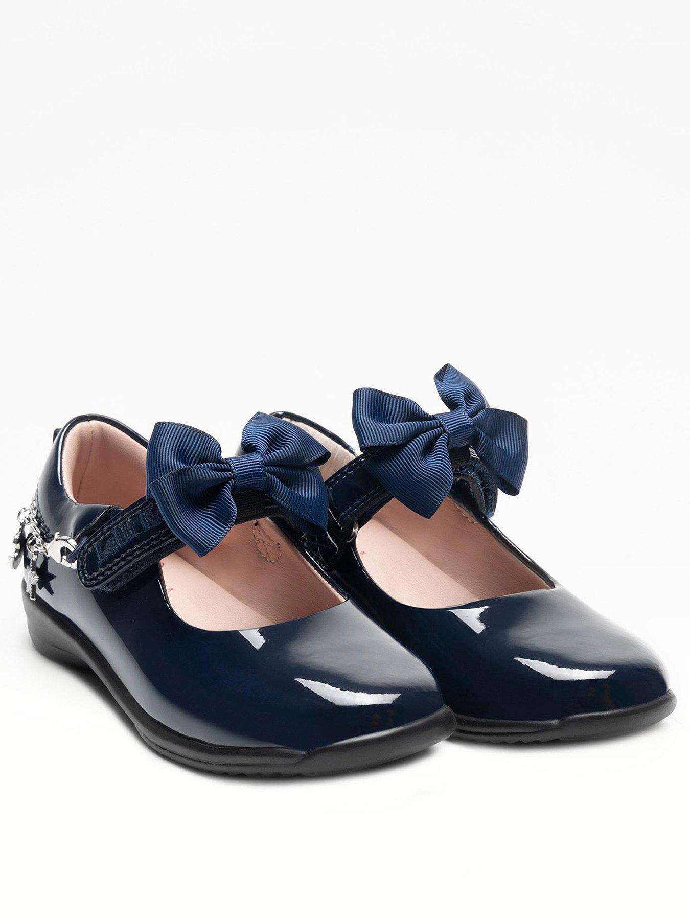 lelli-kelly-lelli-kelly-alexandra-navy-bracelet-removeable-bow-patent-shoe-navystillFront