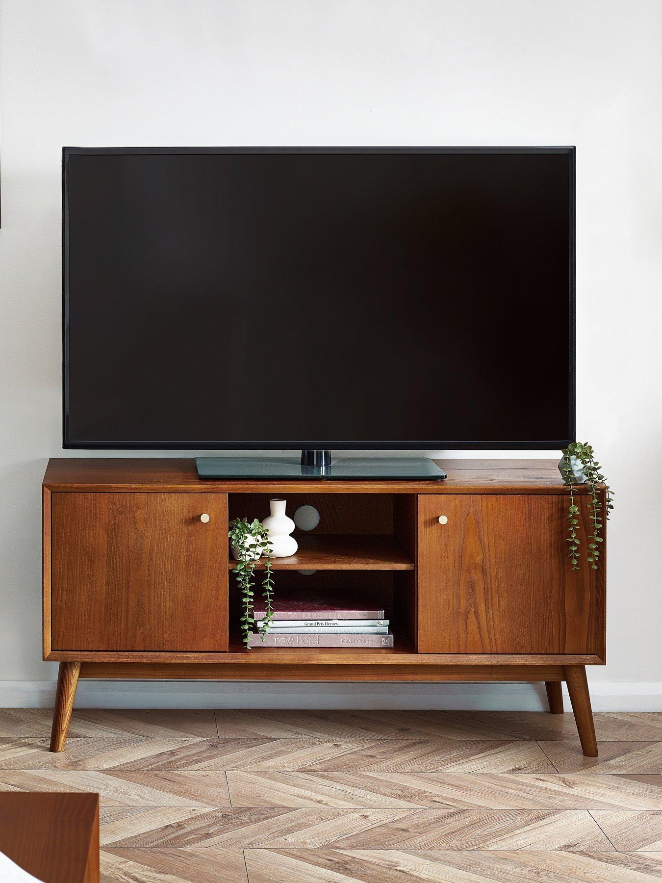 Image 1 of 7 of Julian Bowen Lowry Media Unit