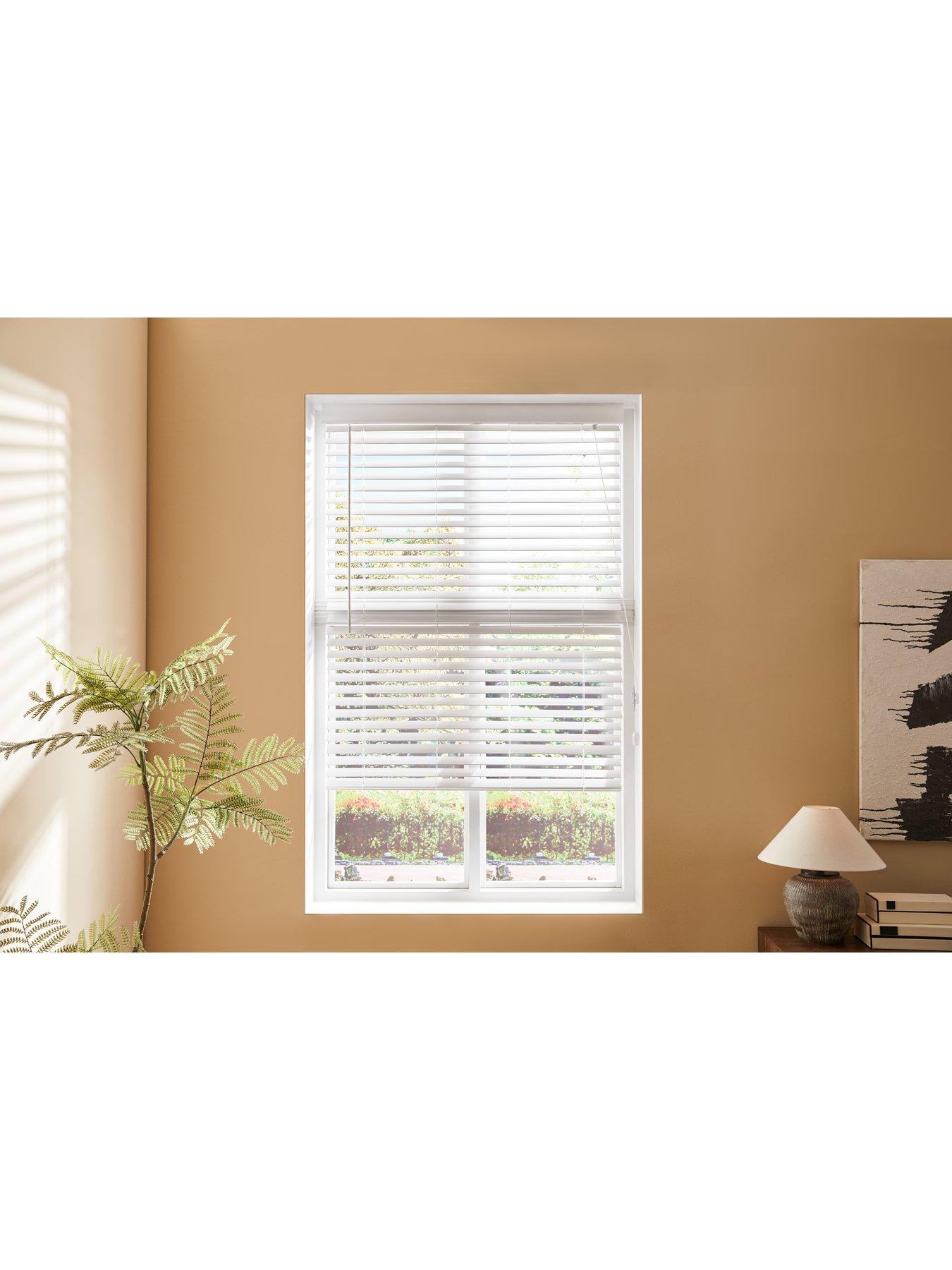 very-home-faux-wood-venetian-blind-50-mm-slatsback