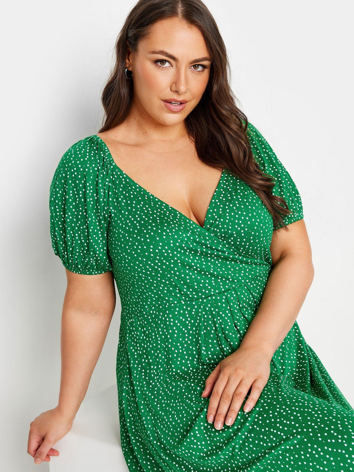 yours-curve-tiered-polka-dot-smock-maxi-dress-greenoutfit