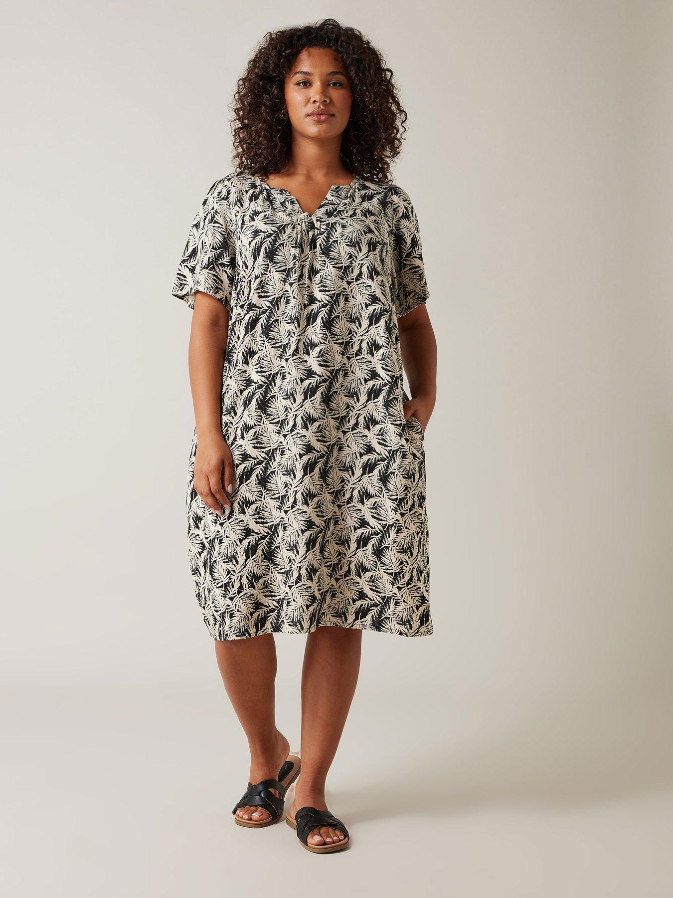 evans-printed-linen-blend-dressback