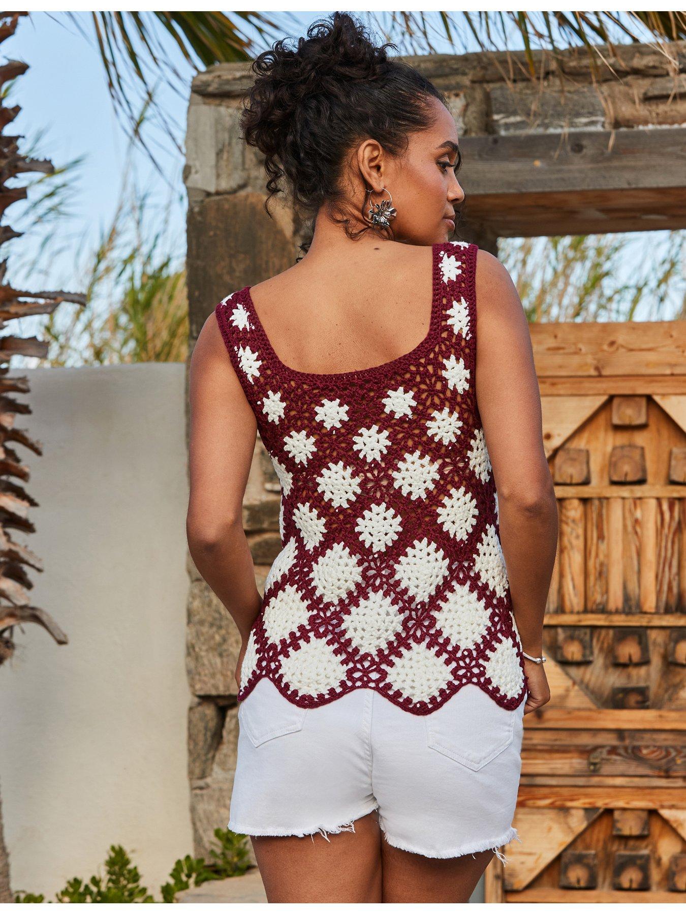 sosandar-floral-crochet-knit-vest-top-creamstillFront