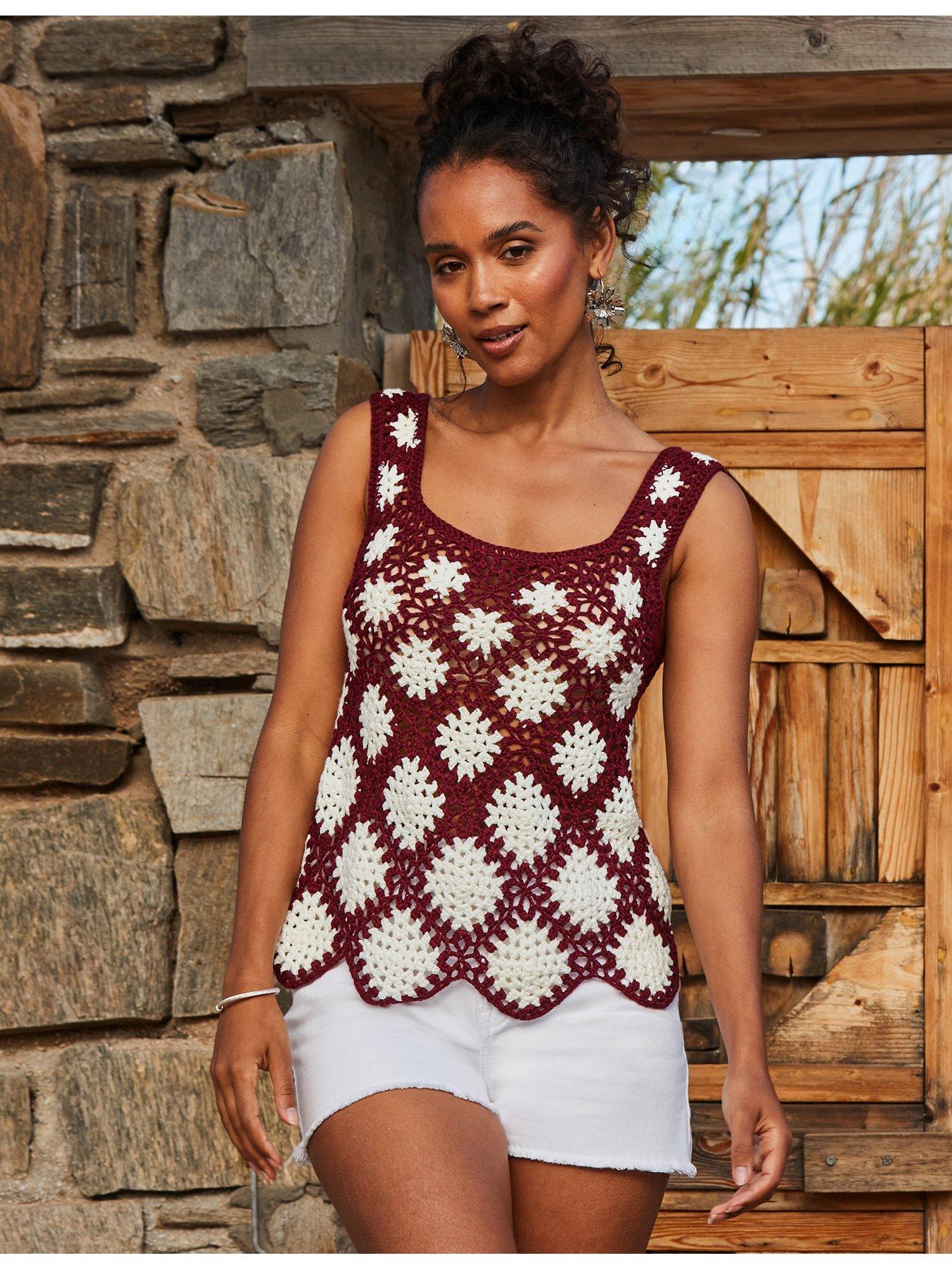 sosandar-floral-crochet-knit-vest-top-creamback