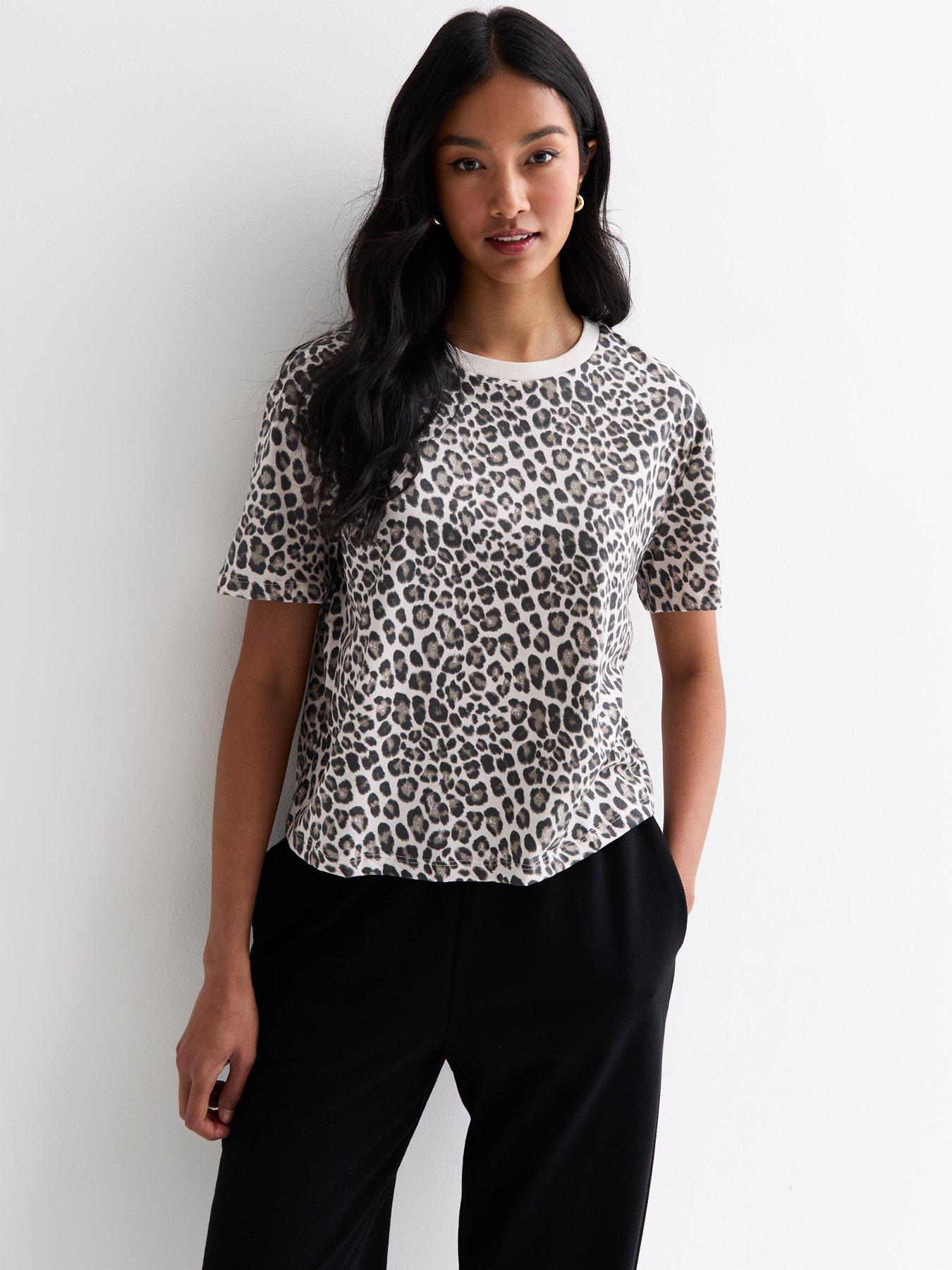 new-look-brown-cotton-leopard-print-t-shirt