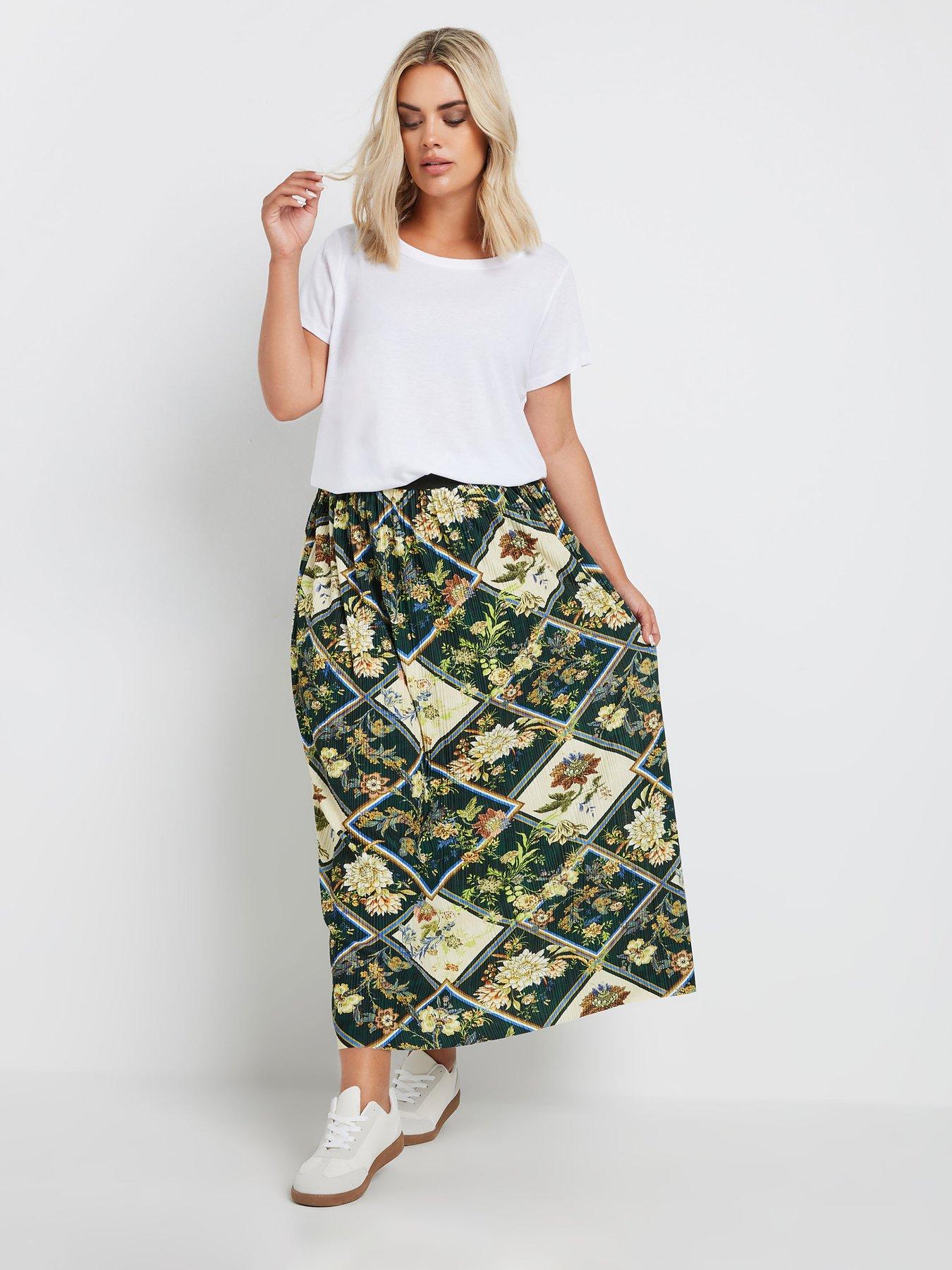 yours-curve-geometric-floral-pleated-skirt-greenback