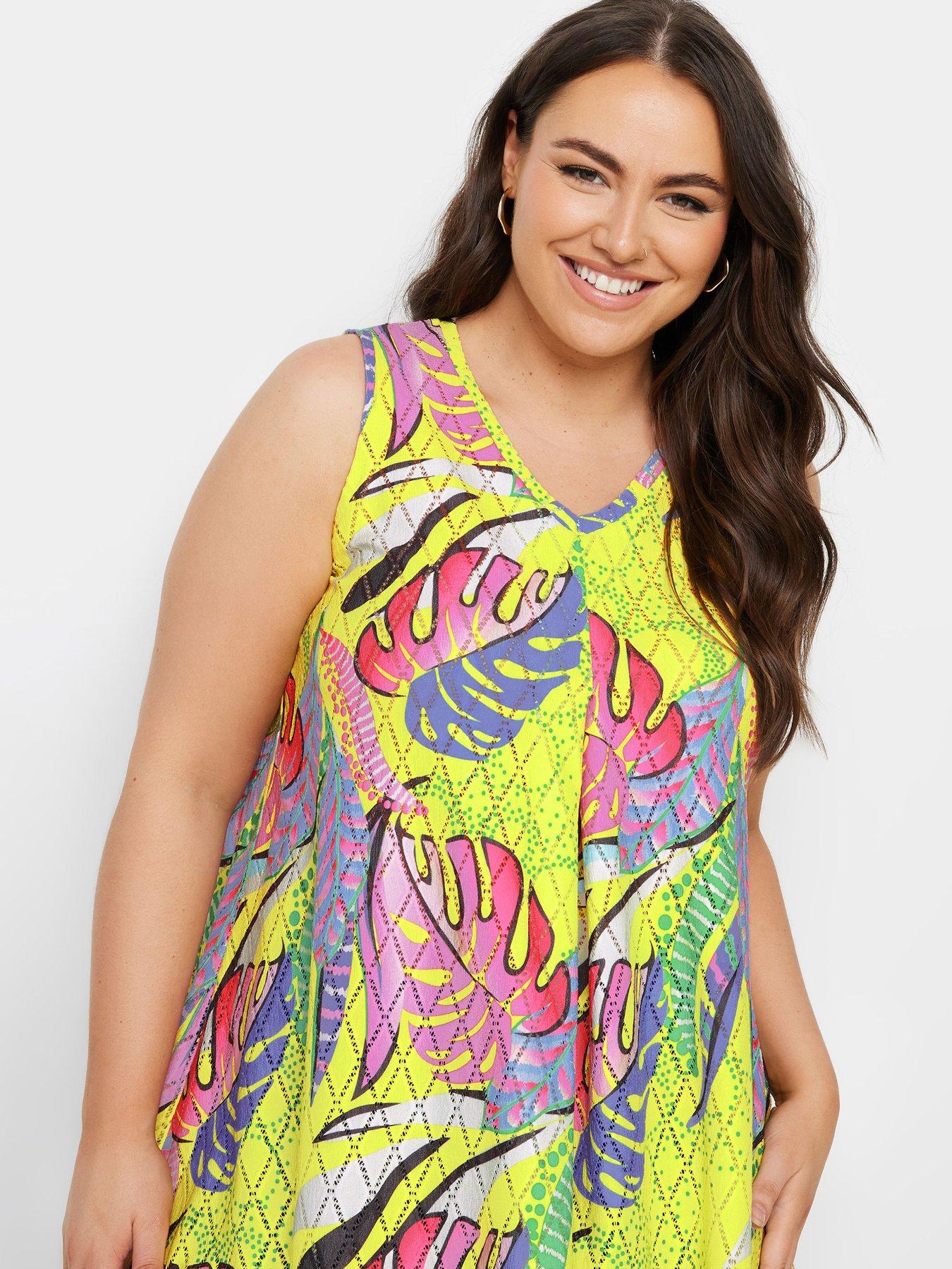 yours-curve-leaf-print-vest-top-yellowoutfit