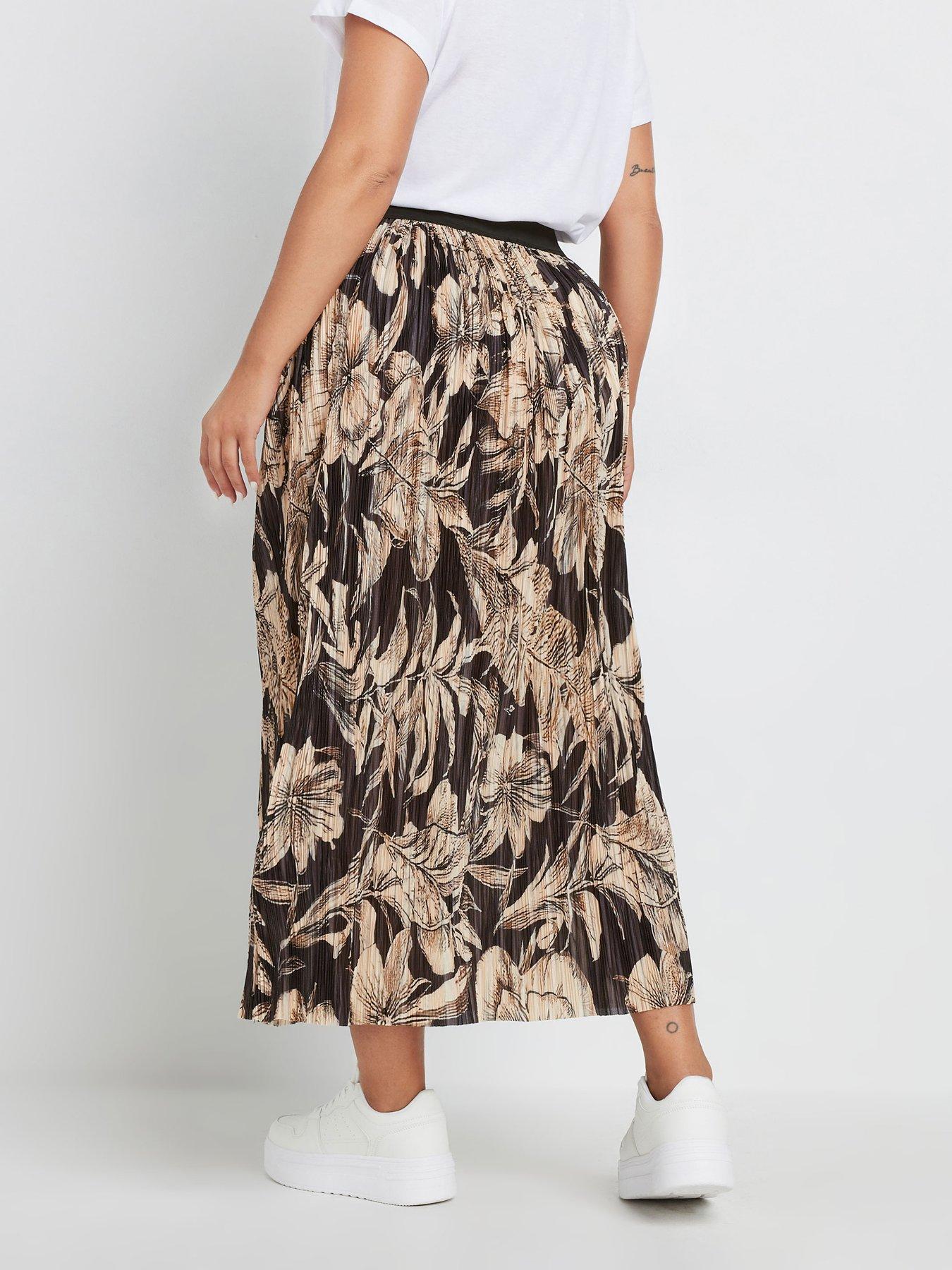 yours-curve-floral-pleated-skirtstillFront