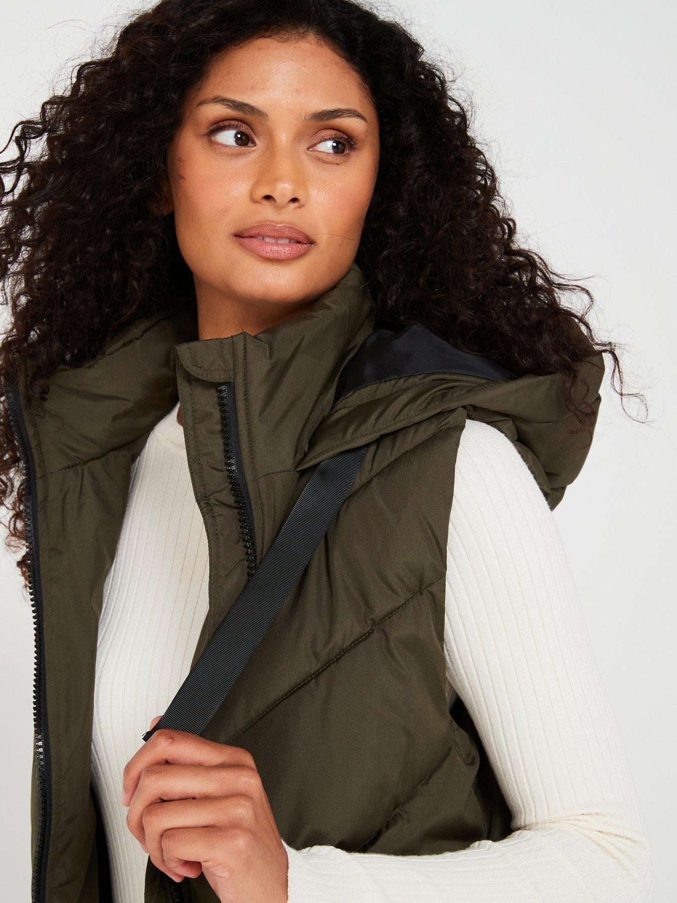 jdy-padded-hooded-longline-gilet-greenoutfit