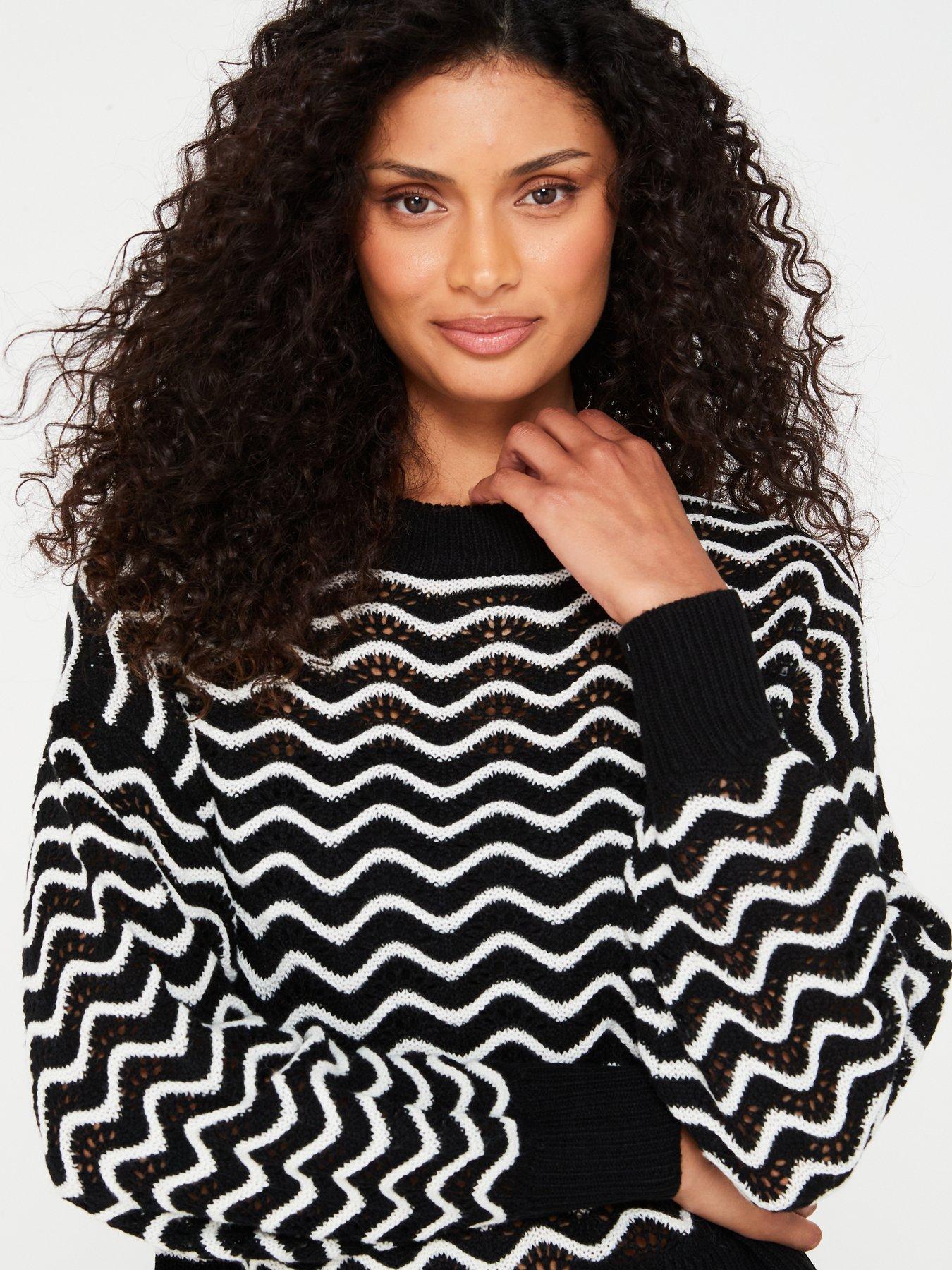 jdy-swirl-stripe-jumper-blackoutfit