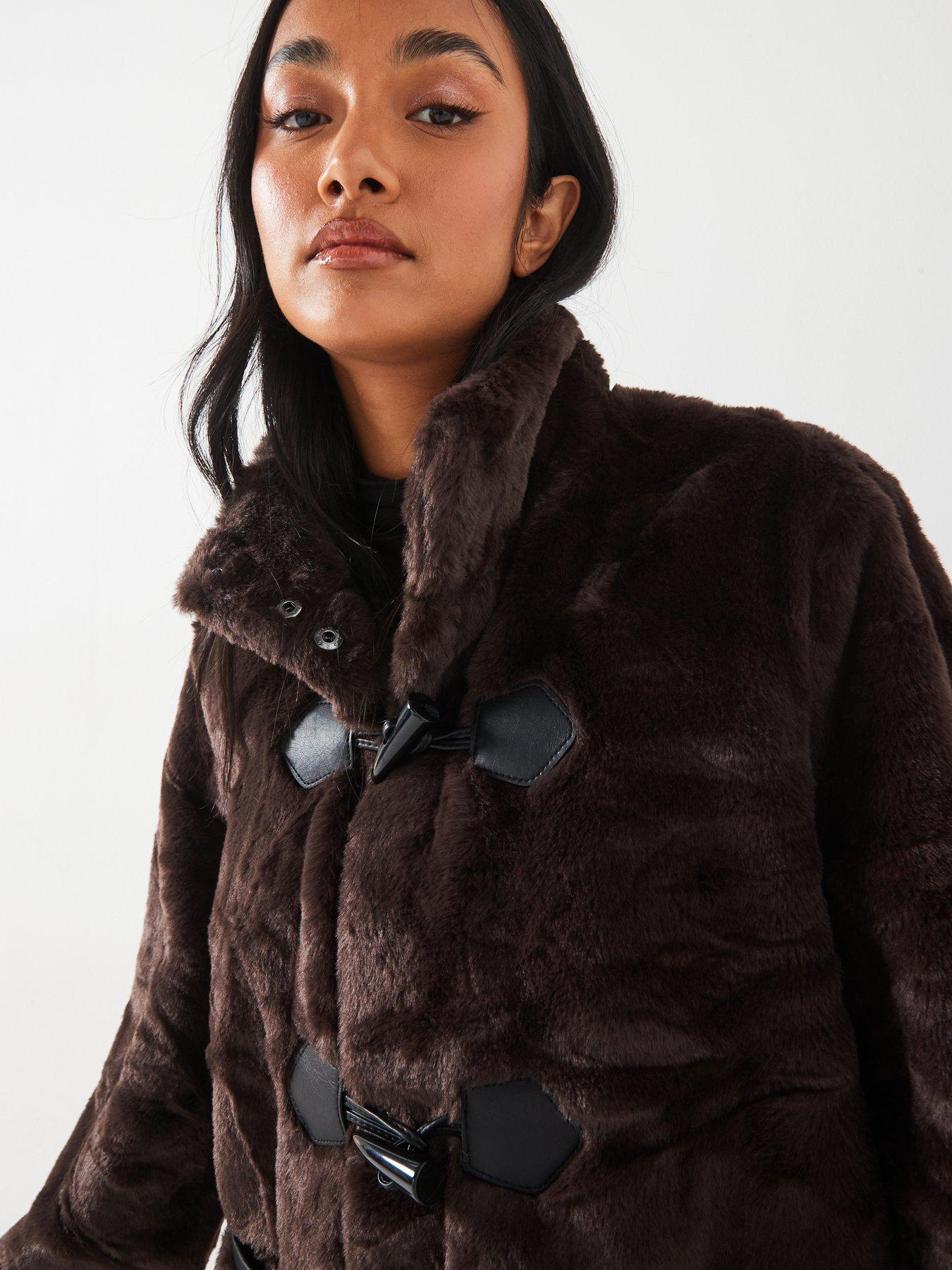 vero-moda-faux-fur-buckle-up-jacket-brownoutfit