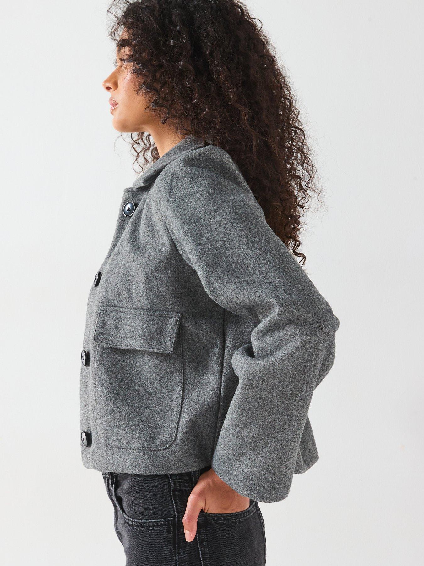 jdy-pocket-detail-shirt-jacket-greyoutfit