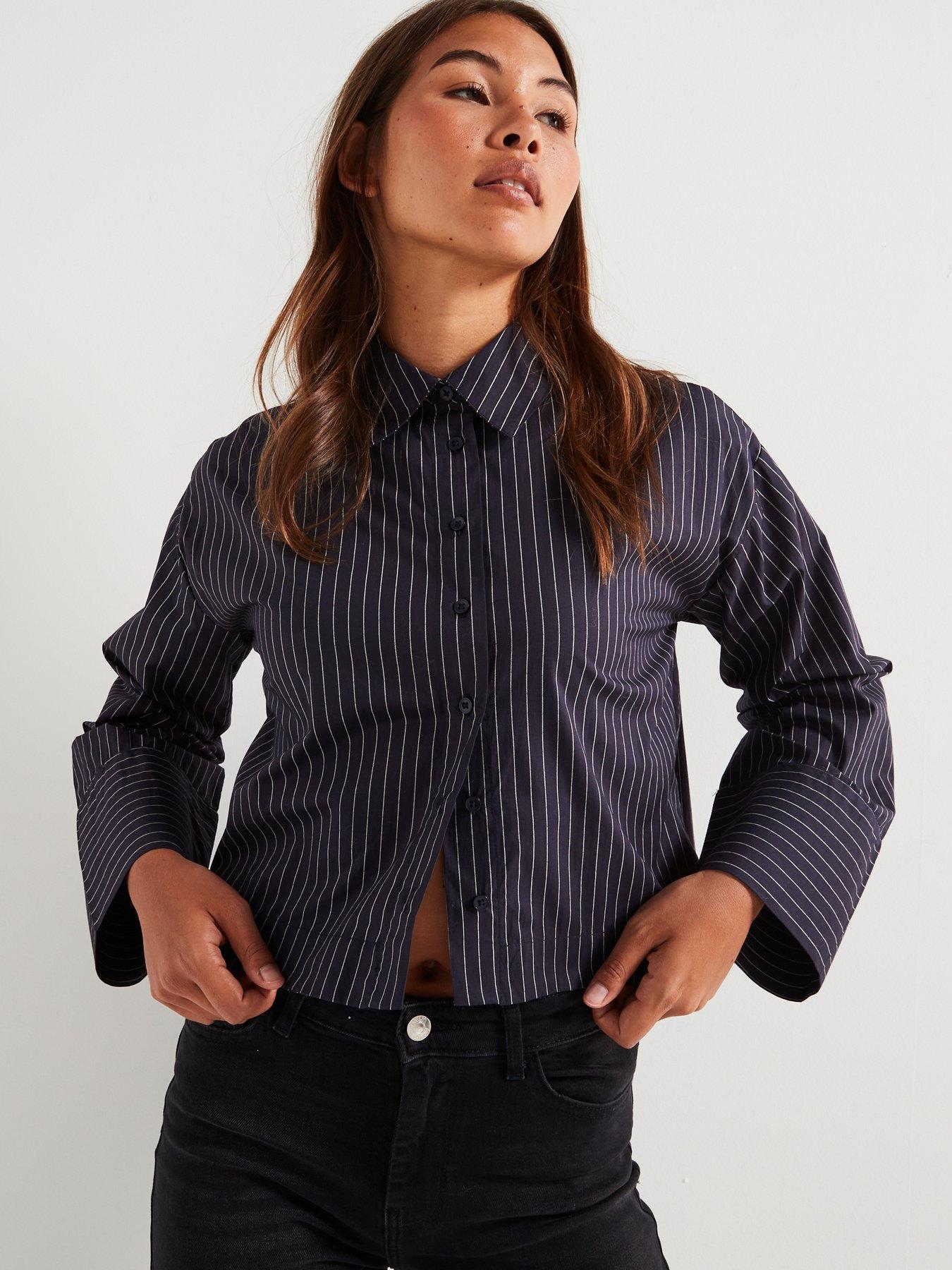 only-stripe-cropped-shirt-navystillFront