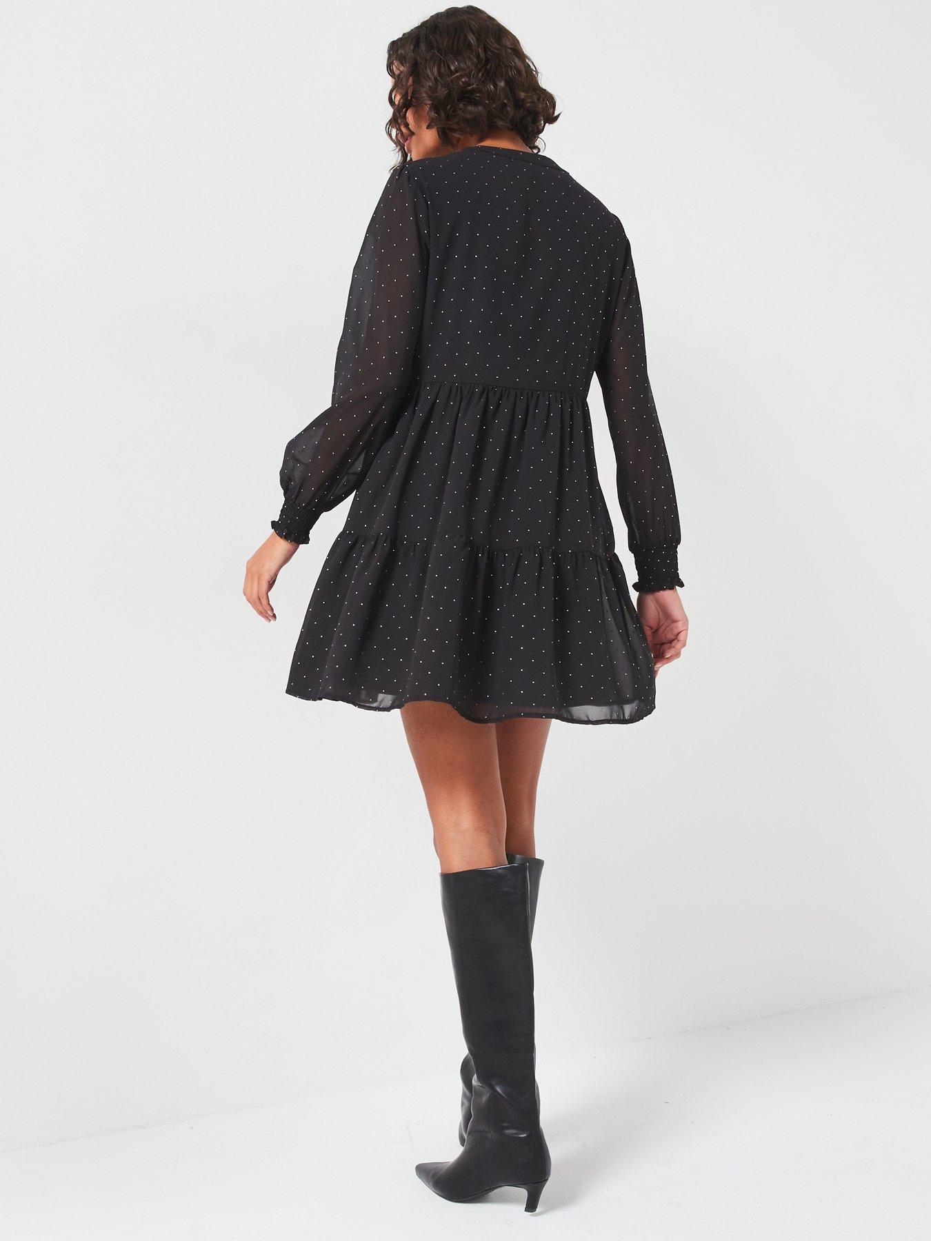 jdy-tiered-long-sleeve-dress-blackstillFront