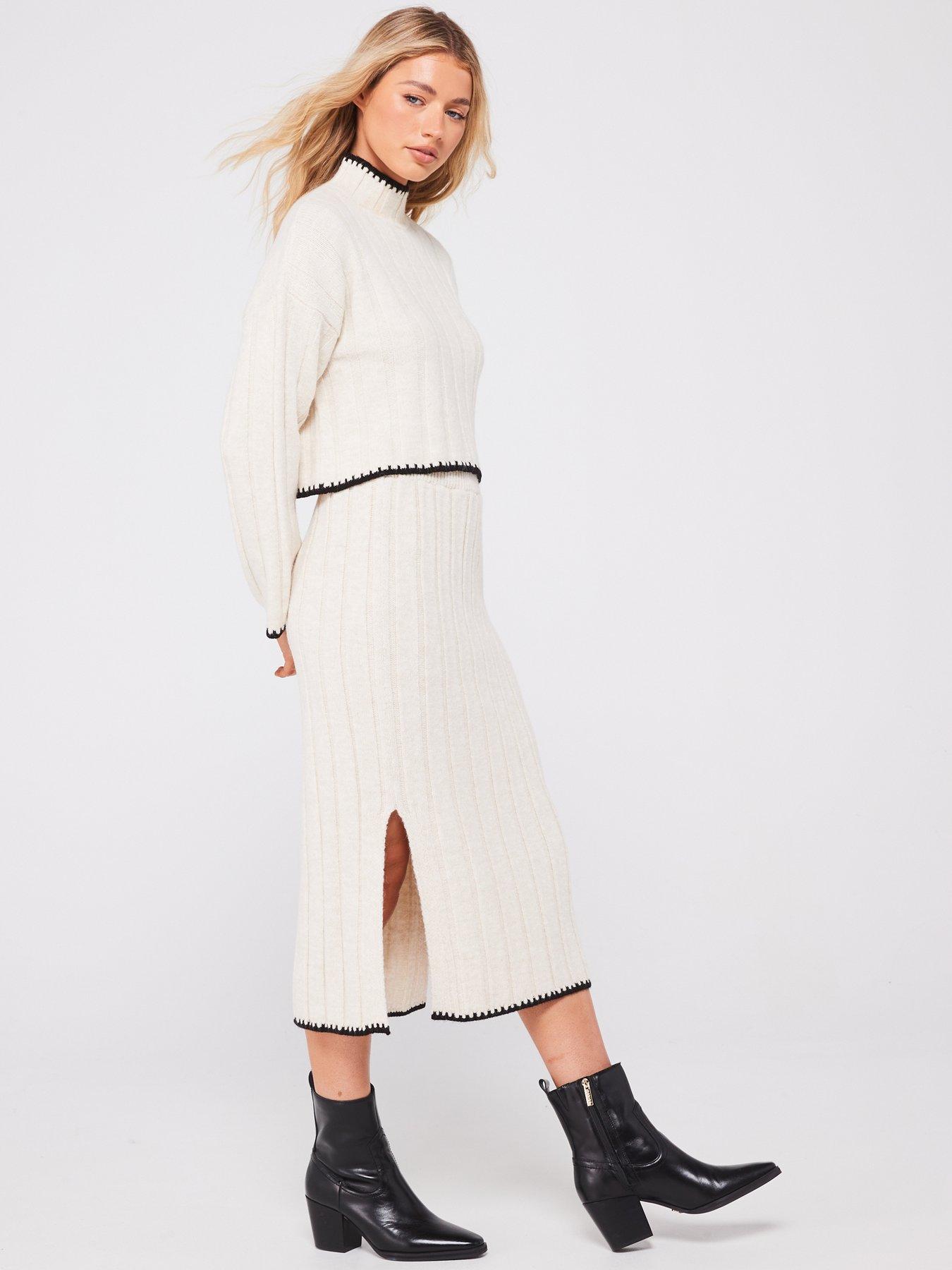 only-stitch-detail-knitted-midi-skirt-creamoutfit