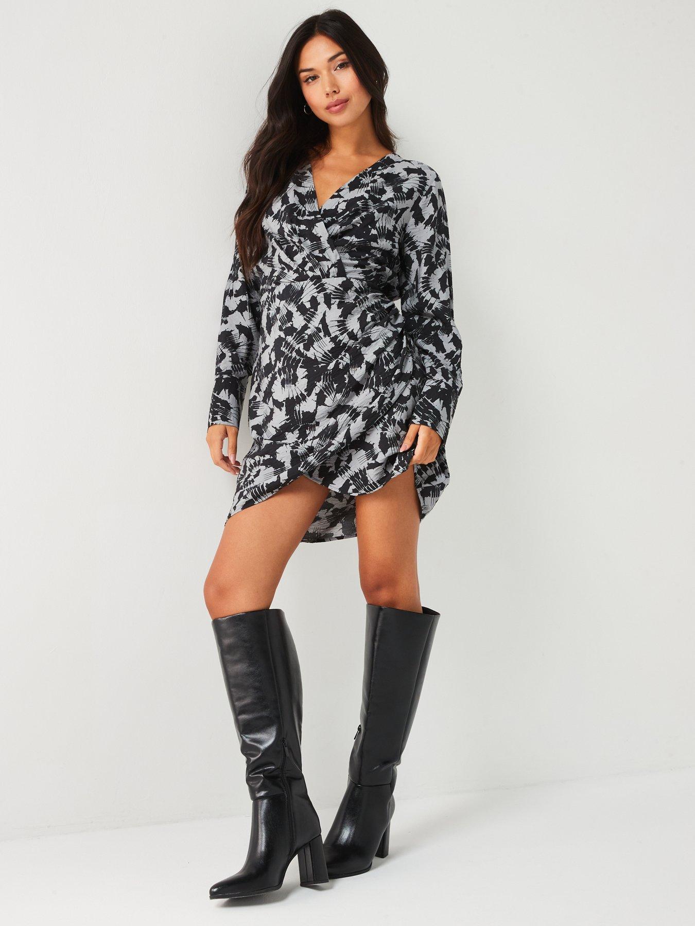 jdy-printed-mini-wrap-dress-greydetail