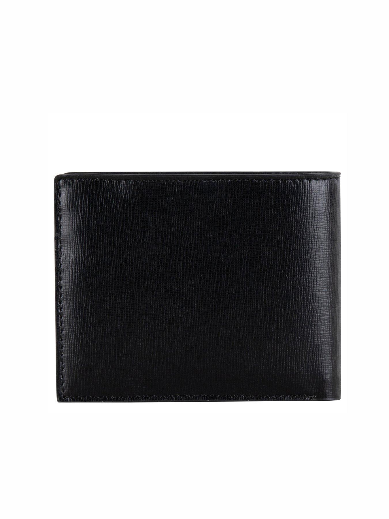 valentino-marnier-wallet-blackoutfit