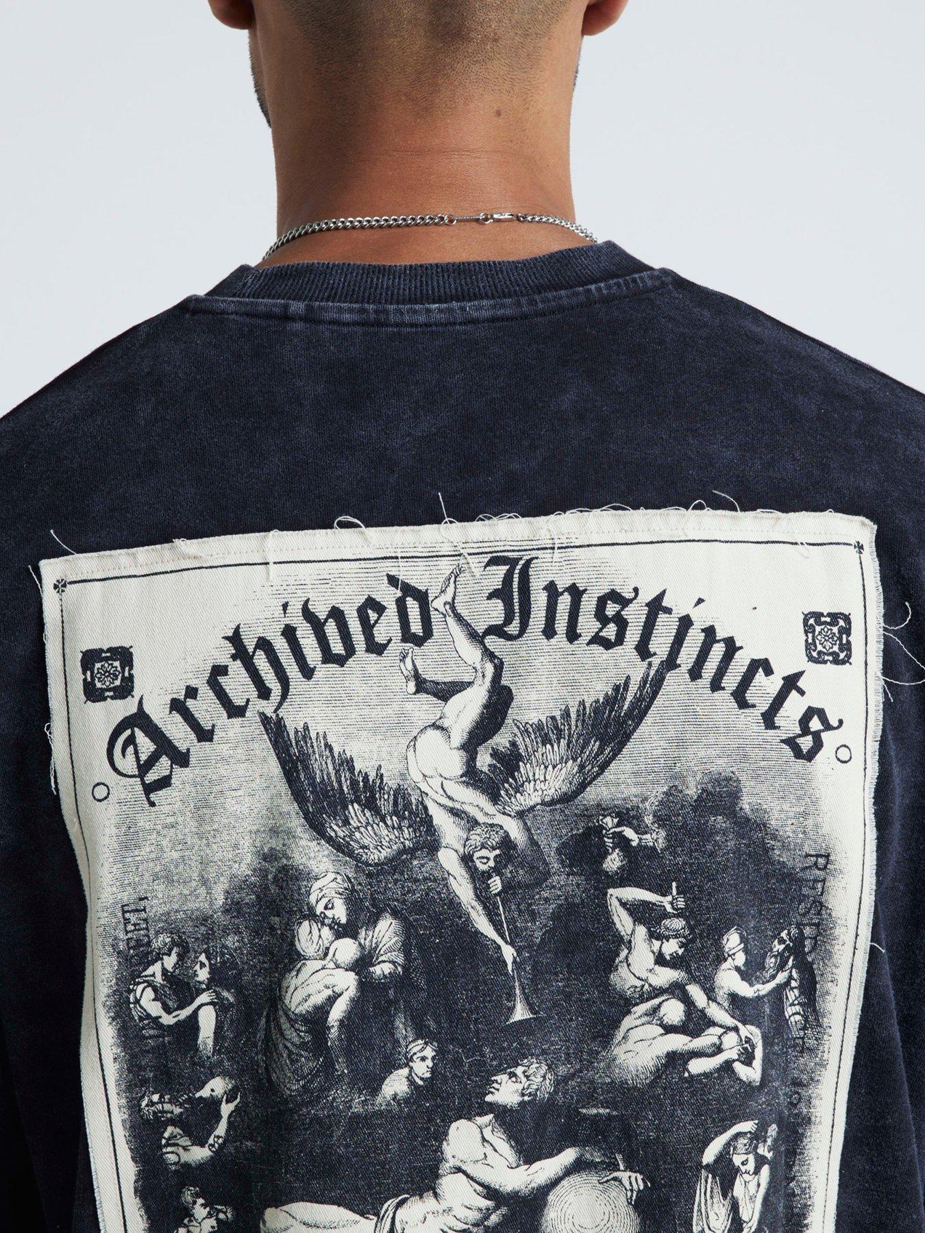 river-island-instincts-graphic-t-shirt-blackback