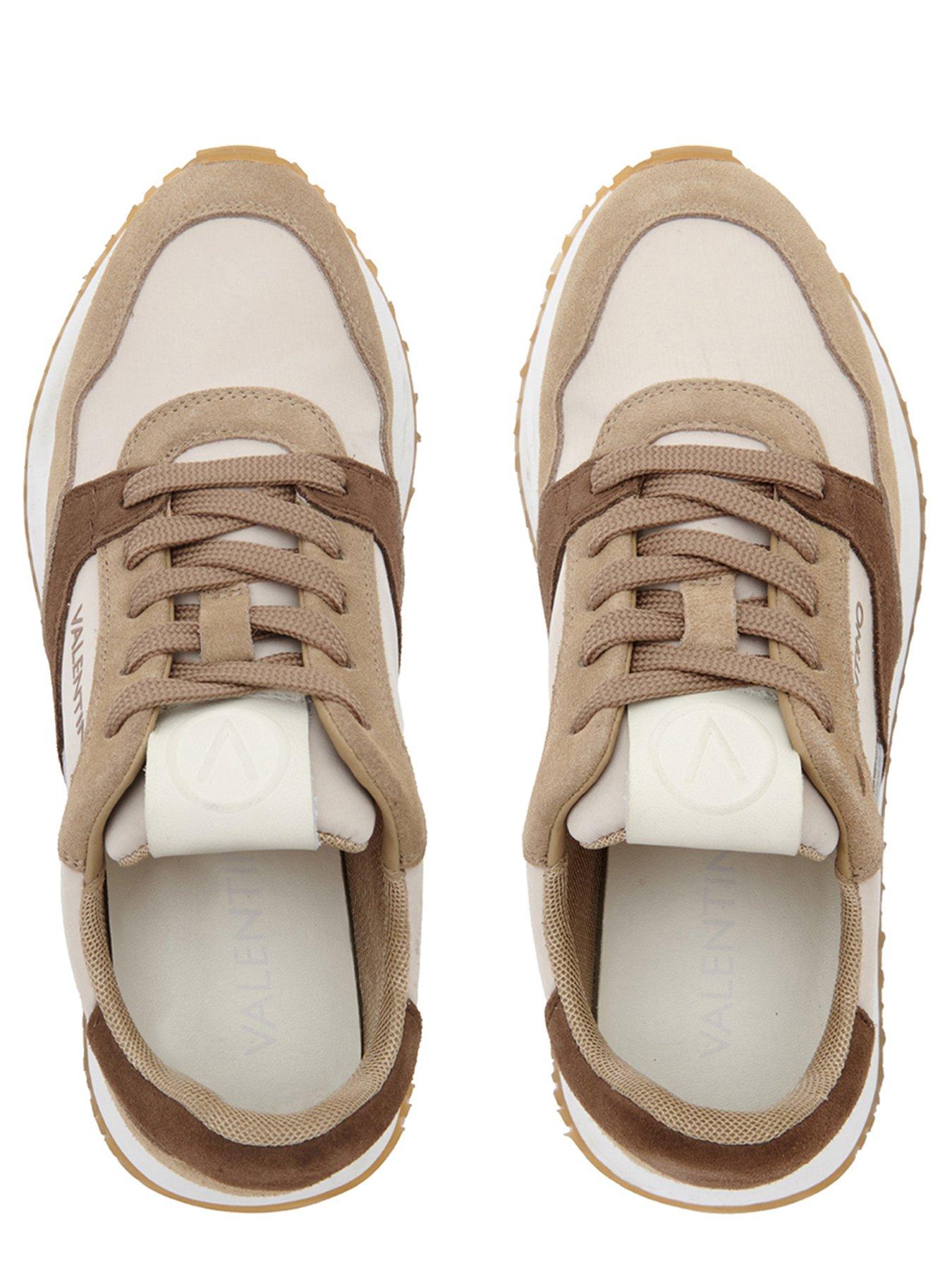 valentino-valentino-dred-lace-up-runner-trainersoutfit