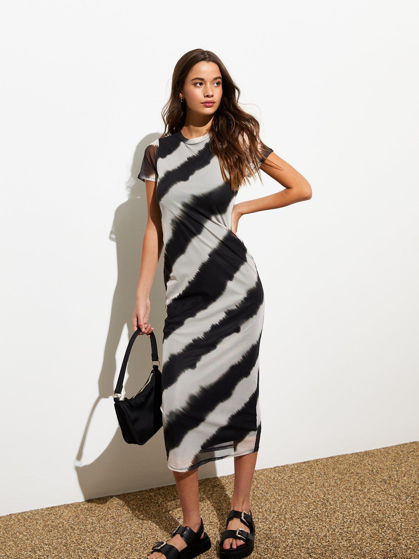 new-look-black-ombre-stripe-short-sleeve-bodycon-midi-dressback