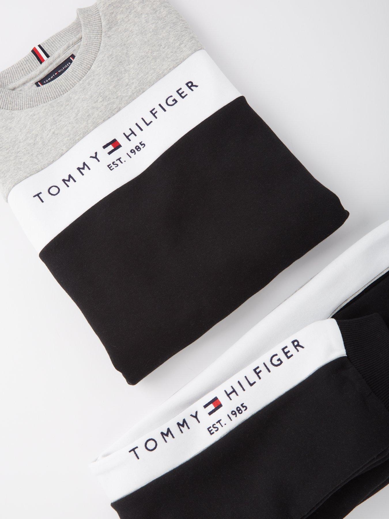 tommy-hilfiger-boys-colourblock-sweat-jogger-set-greyoutfit