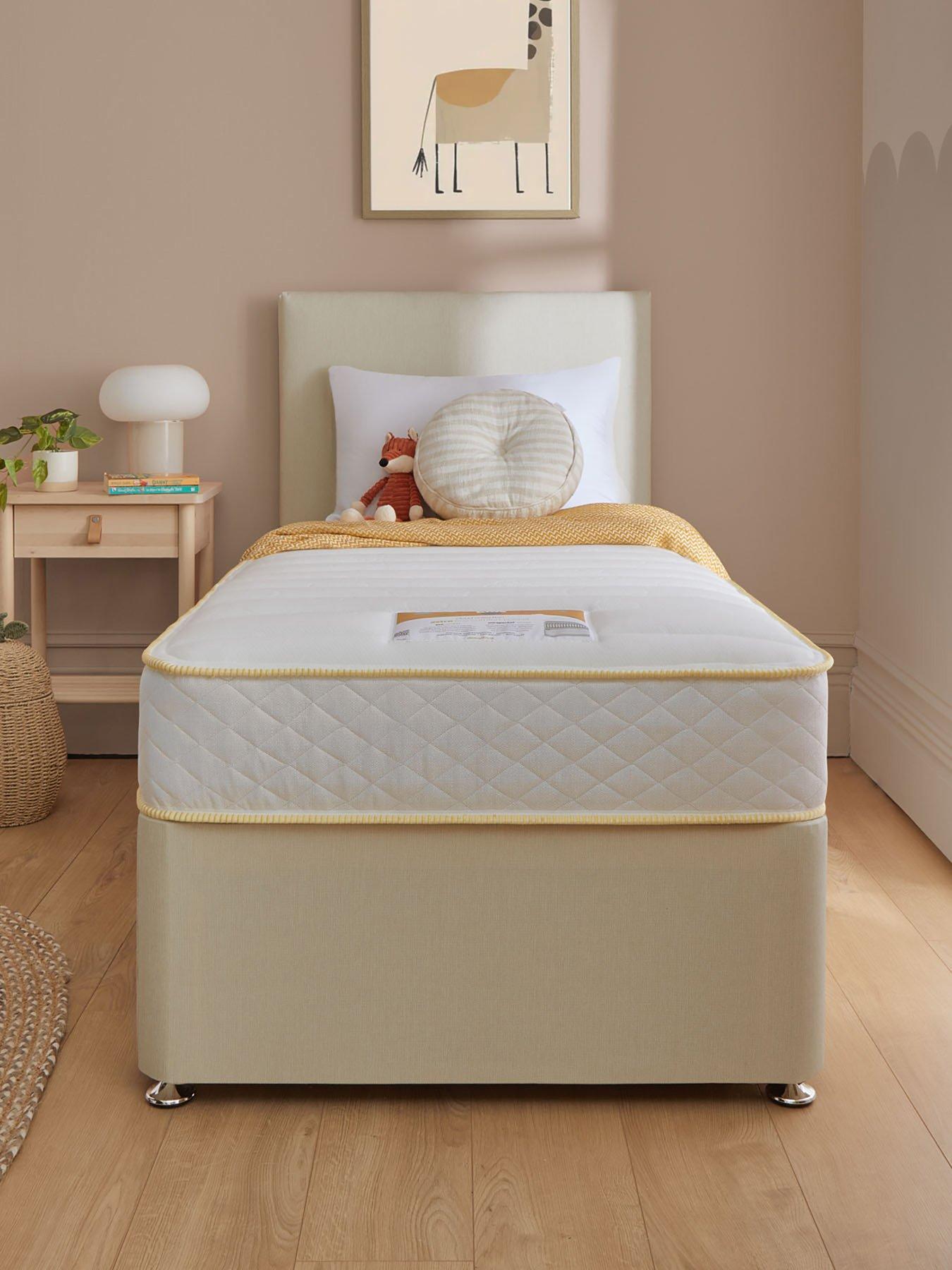 silentnight-kids-comet-600-pocket-mattress-with-maxi-store-divan-bed-base-and-headboard-moonback