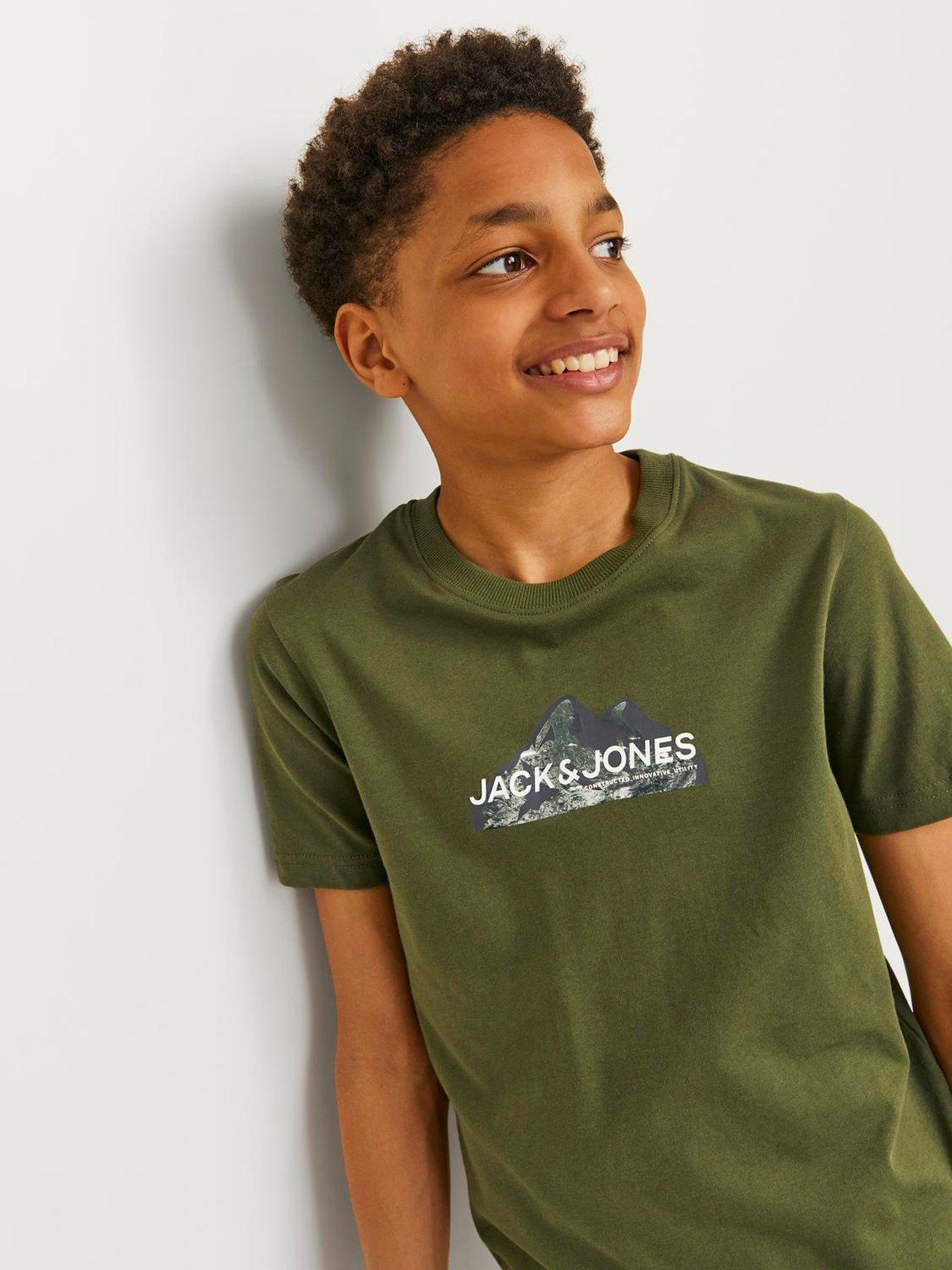 jack-jones-junior-boys-mountain-logo-short-sleeve-tshirt-cypress-khakioutfit