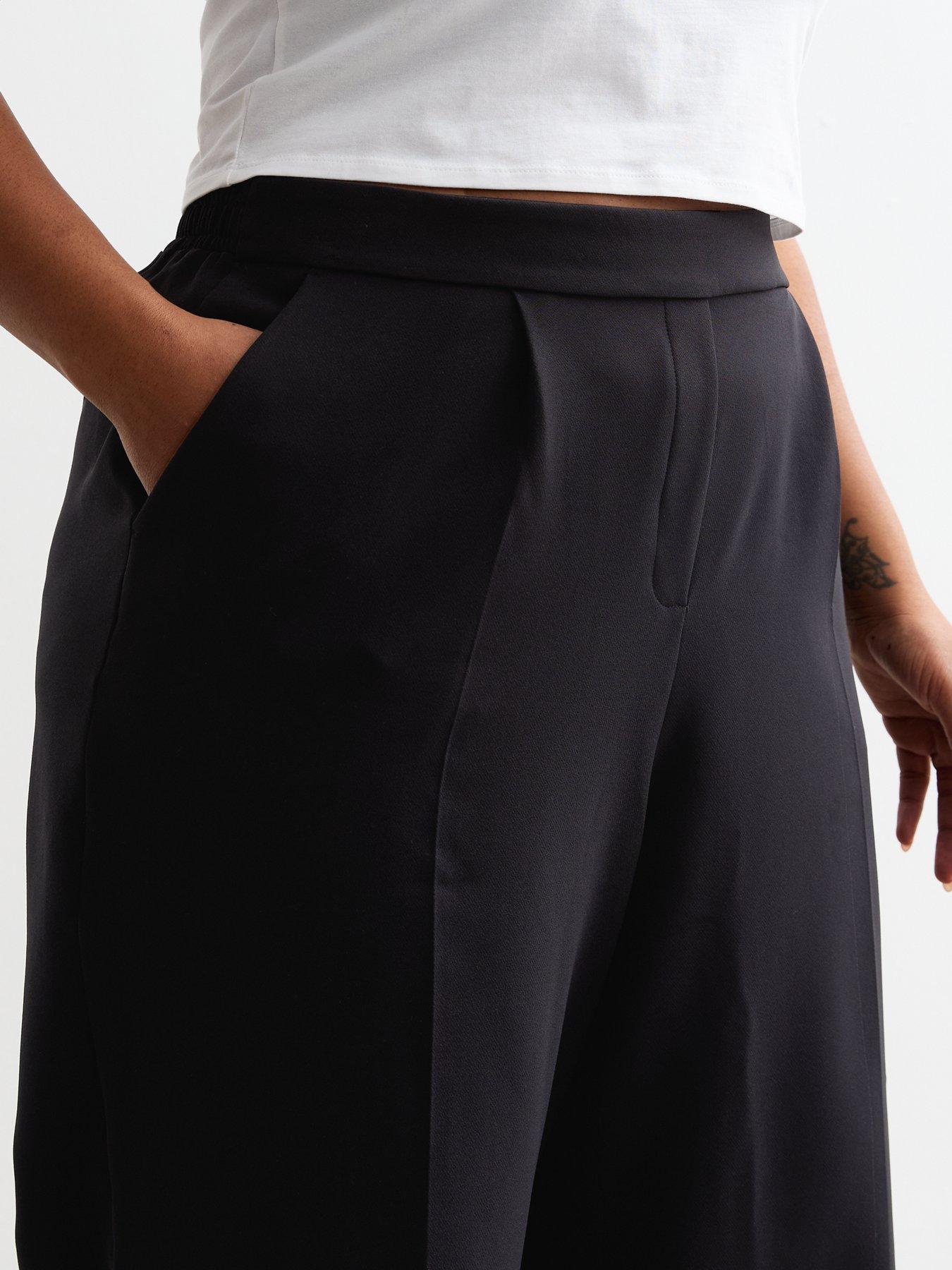 new-look-curves-black-wide-leg-culotte-trousersoutfit