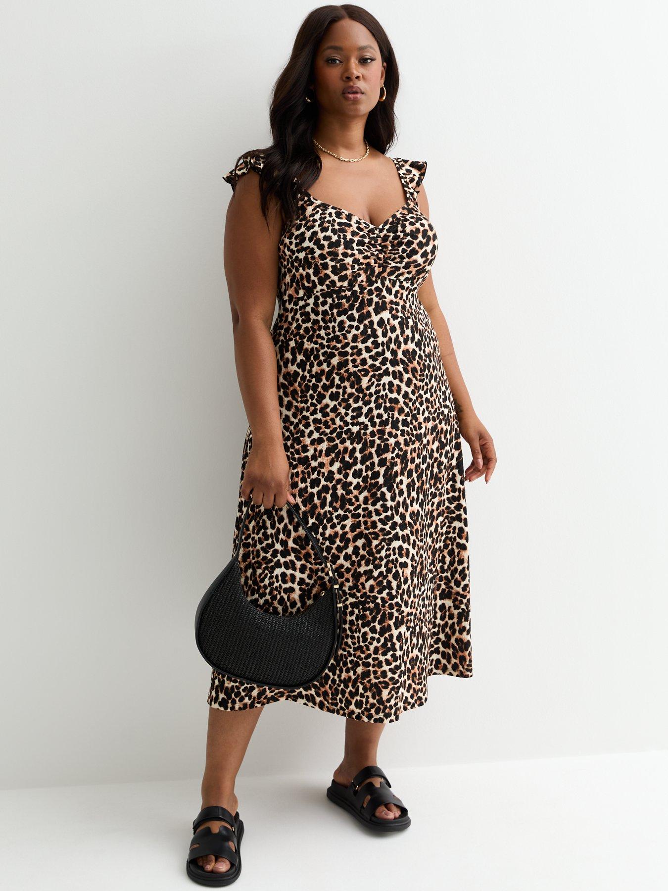 new-look-curves-brown-crinkle-leopard-print-ruched-front-midi-dressback