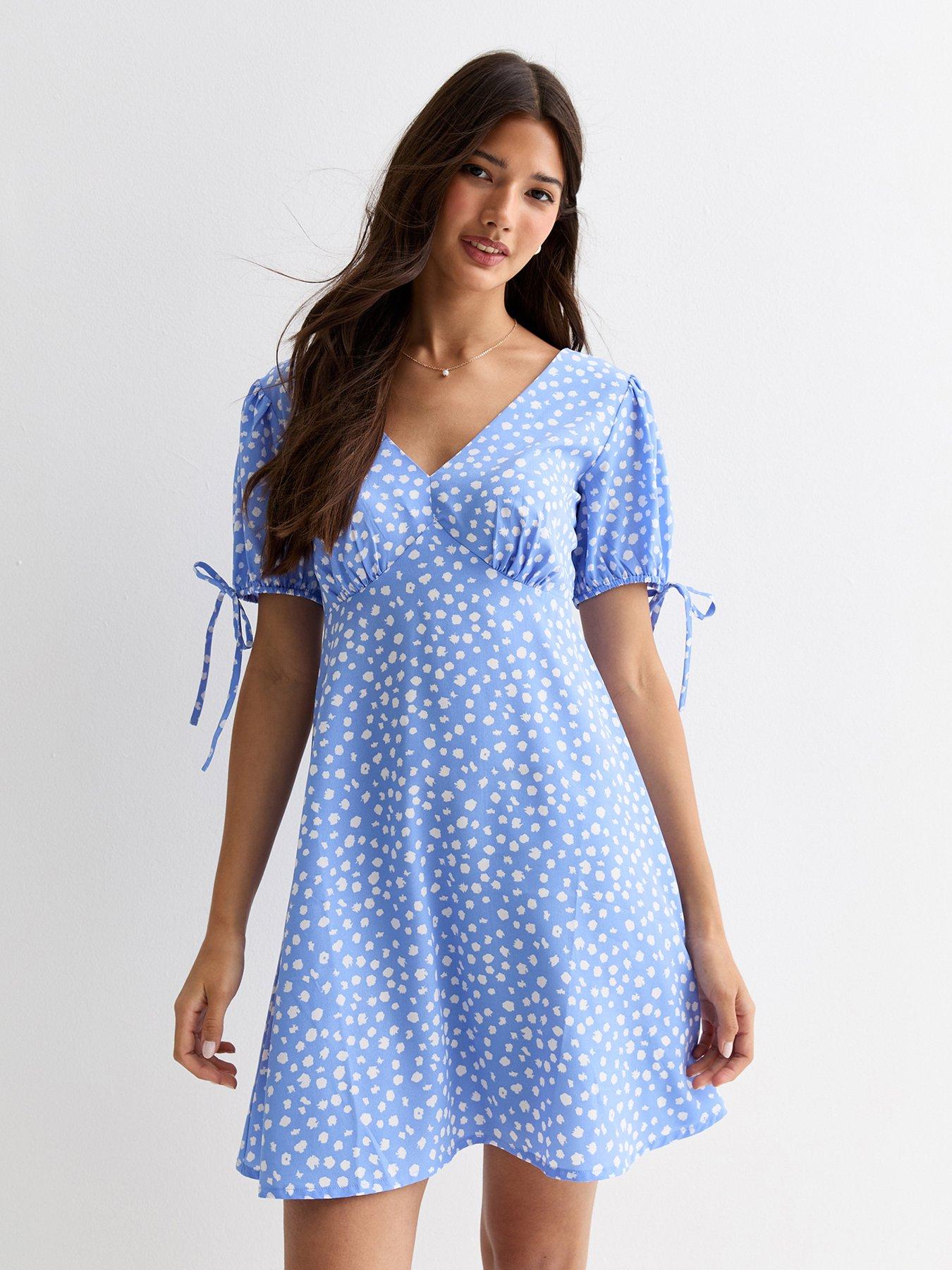 new-look-blue-abstract-print-v-neck-mini-dressfront