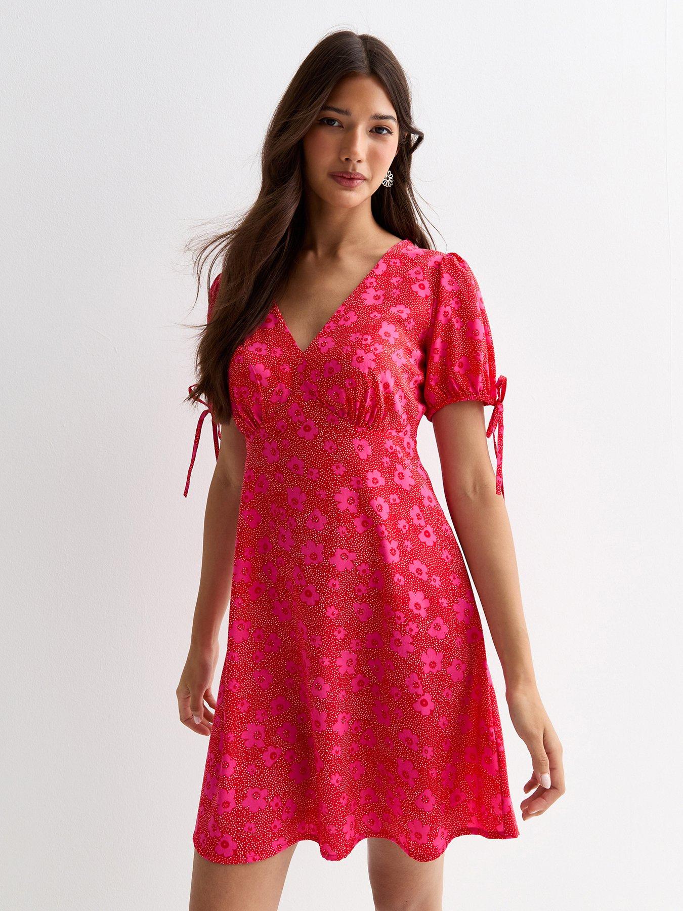 new-look-red-floral-print-v-neck-mini-dress