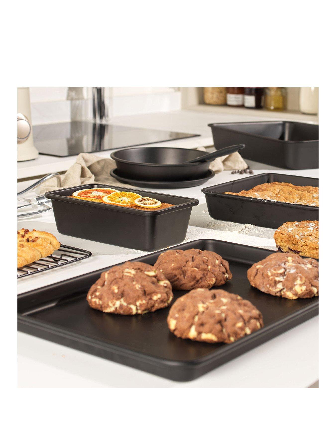 Image of Salter Bakes 7-Piece Stacking Bakeware Set