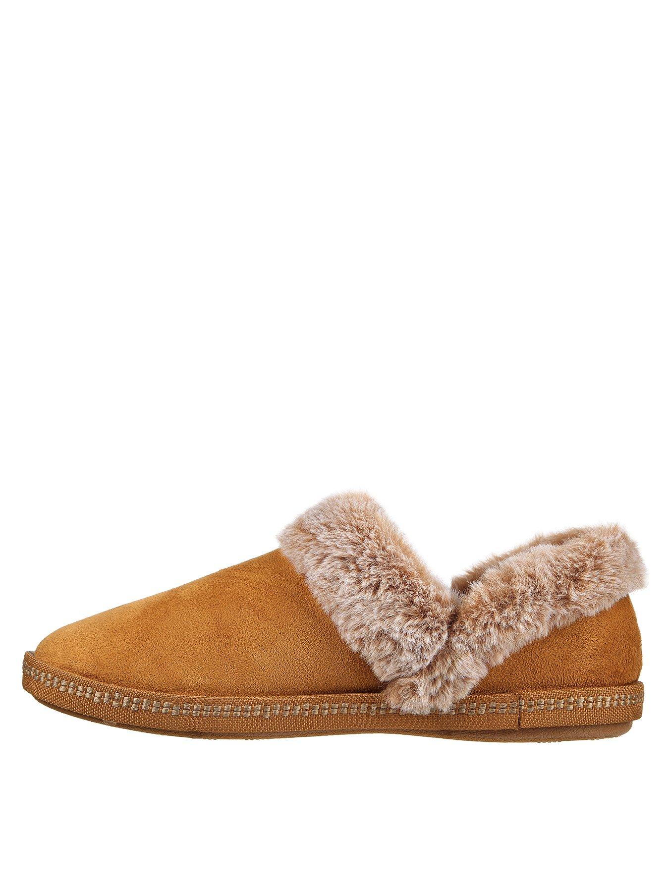 skechers-wide-fit-cozy-campfire-fresh-toast-brownstillFront