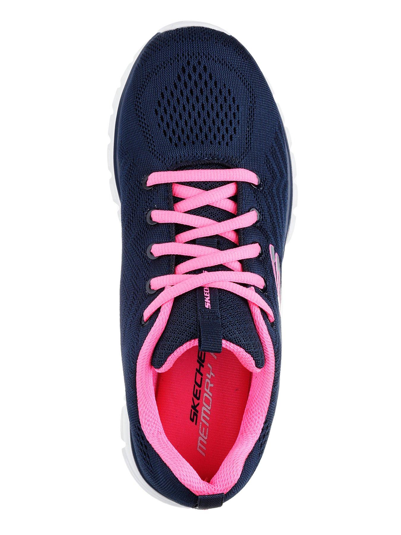 skechers-wide-fit-graceful-get-connectedoutfit