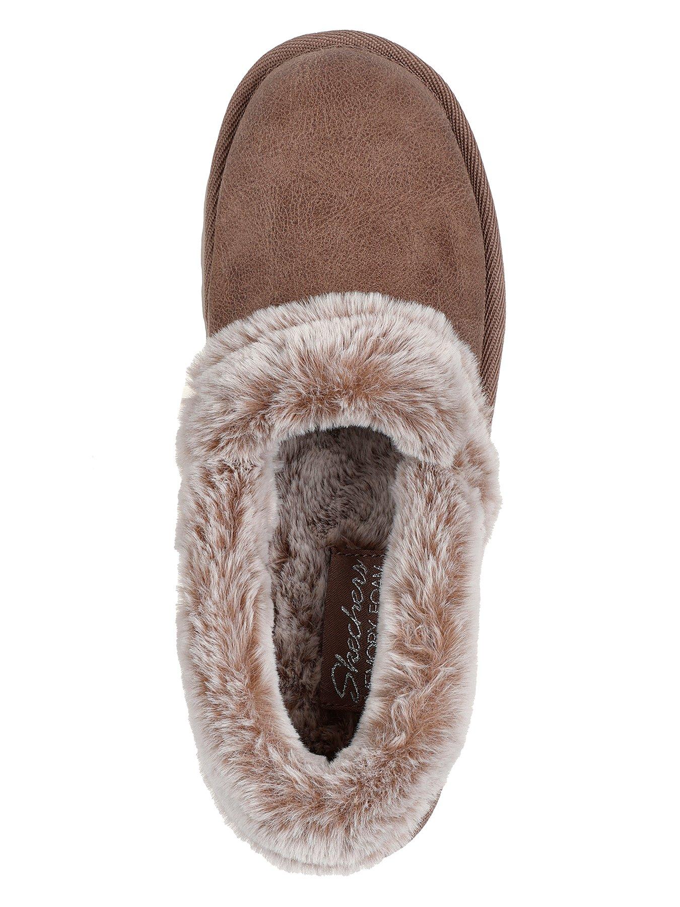 skechers-a-line-cozy-memory-foam-slippers-greyoutfit