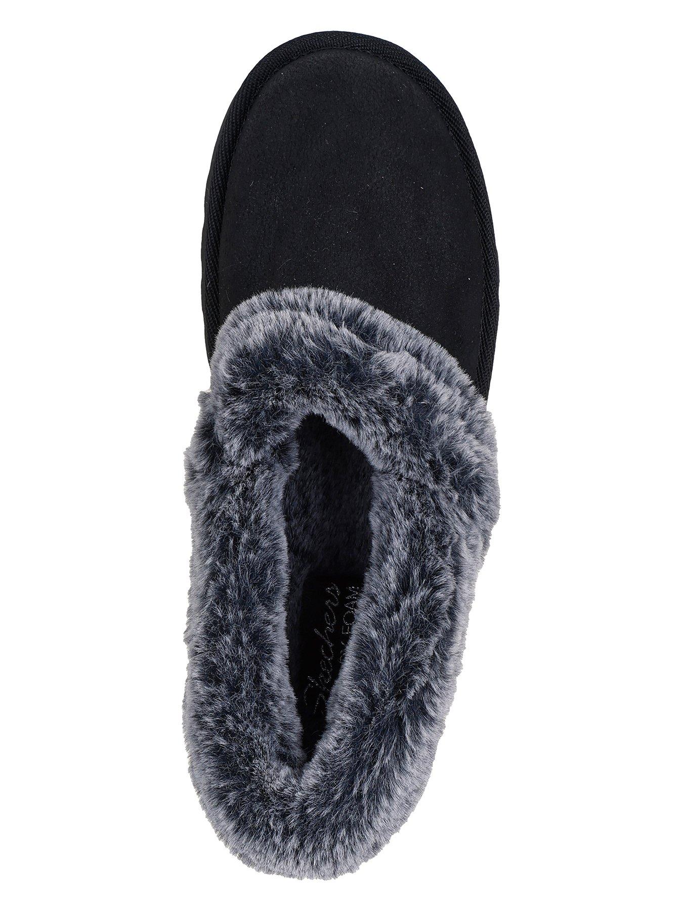 skechers-a-line-cozy-memory-foam-slippers-blackoutfit