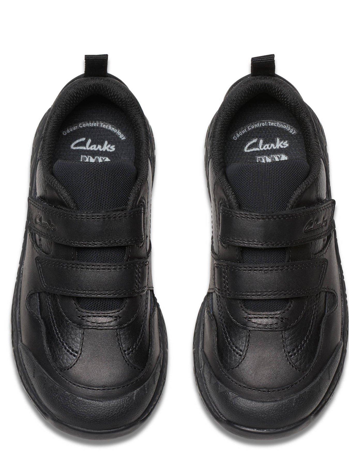 clarks-kids-steggy2-pace-dino-strap-leather-school-shoe-blackoutfit