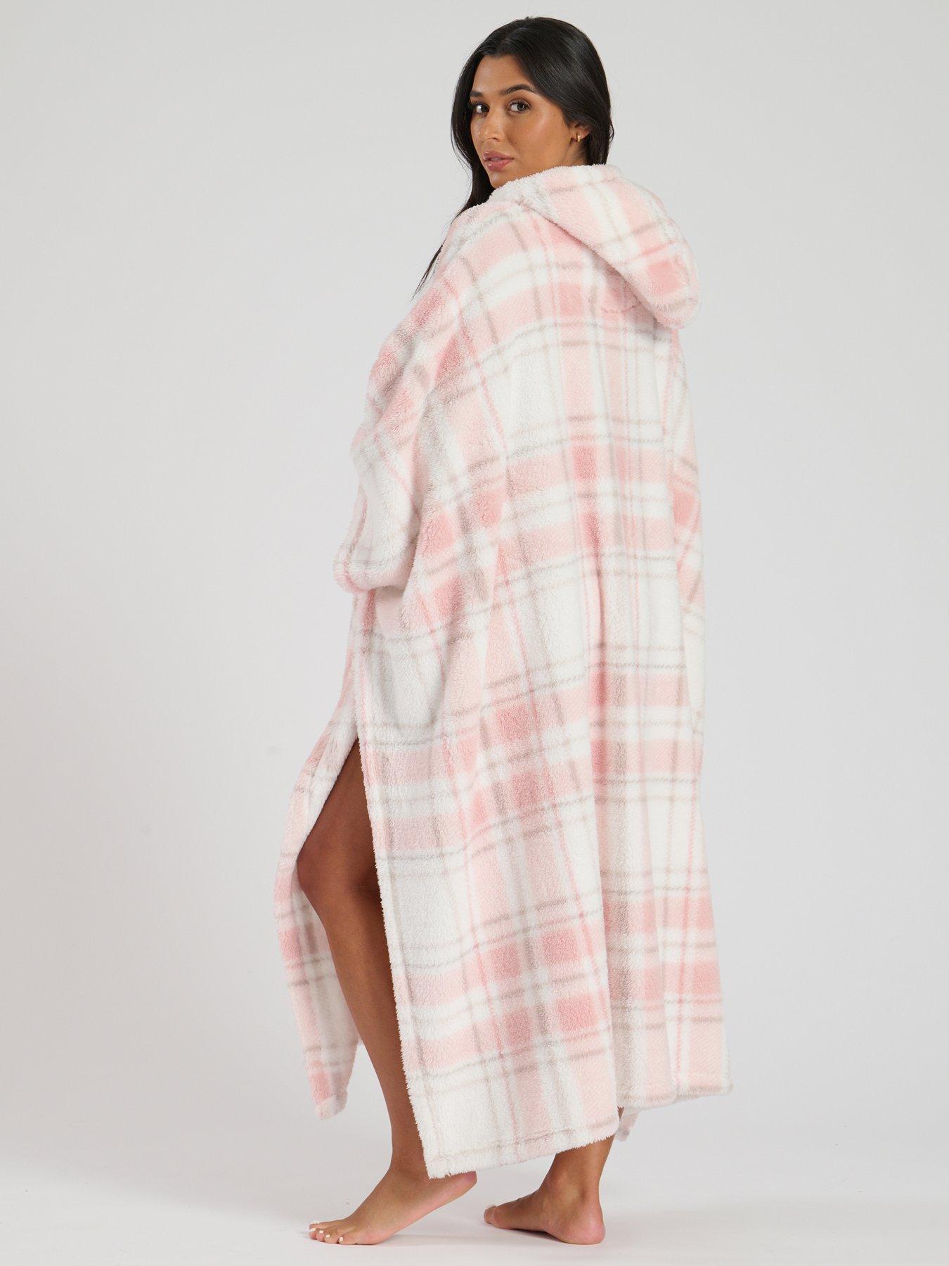 loungeable-loungeable-check-well-soft-poncho-pinkstillFront