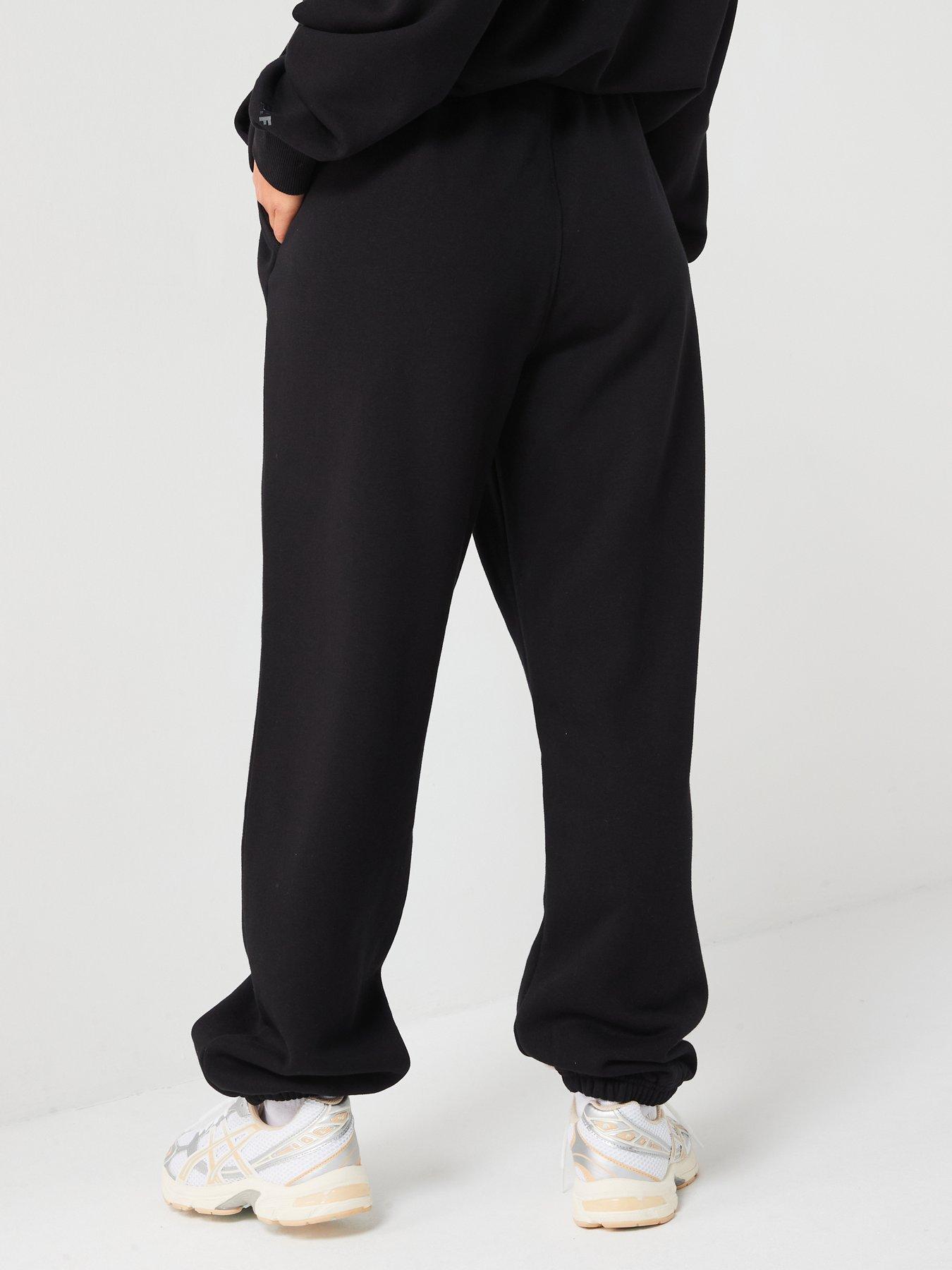 peach-fit-womens-ivy-oversized-jogger-blackstillFront