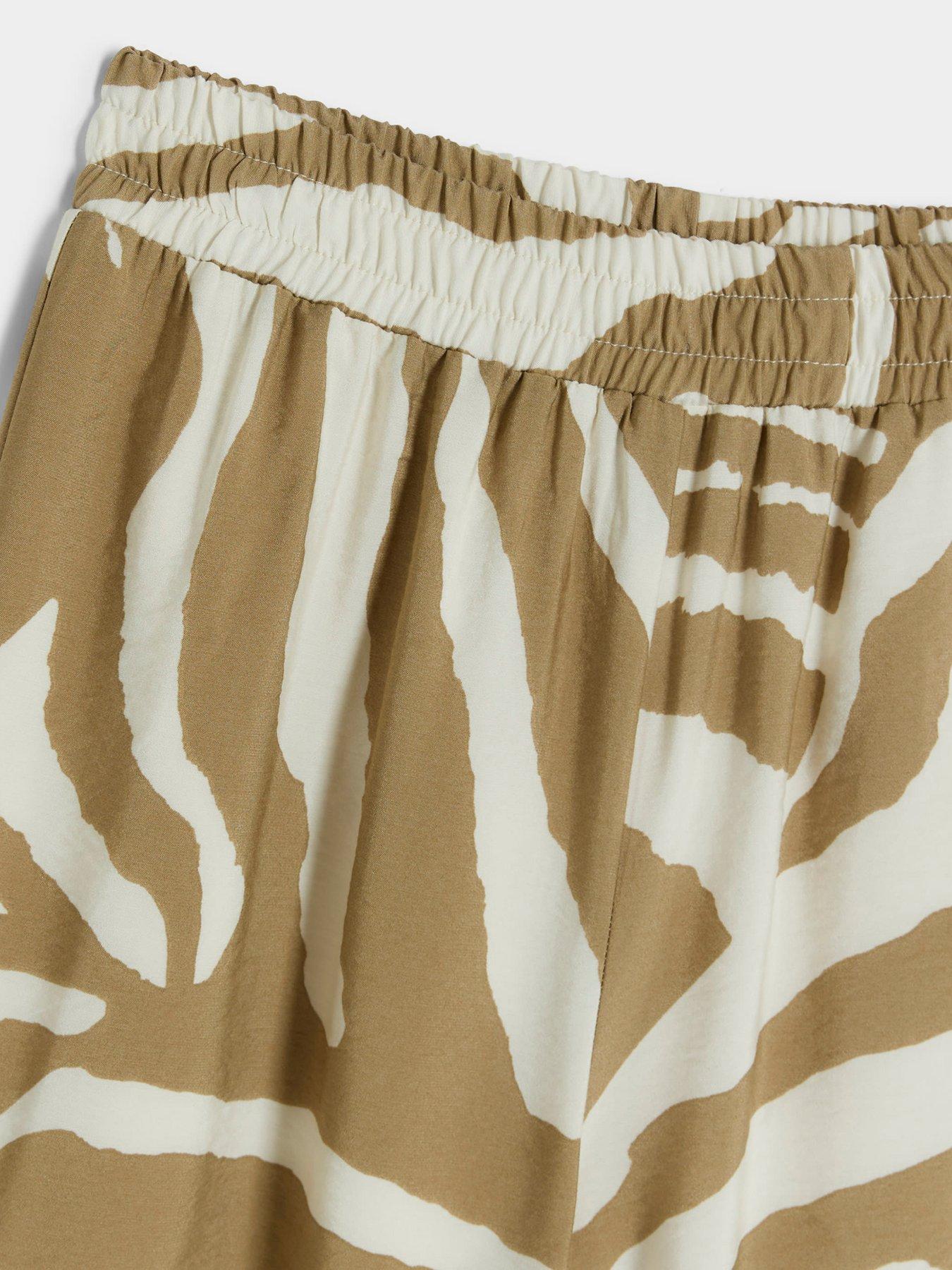 river-island-girls-zebra-print-wide-leg-trousers-beigedetail