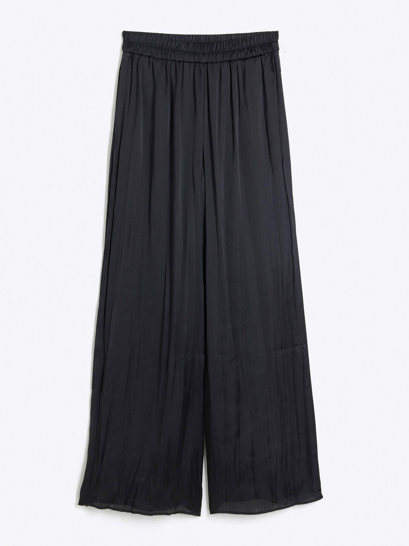 river-island-crinkle-elasticated-trousers-blackdetail