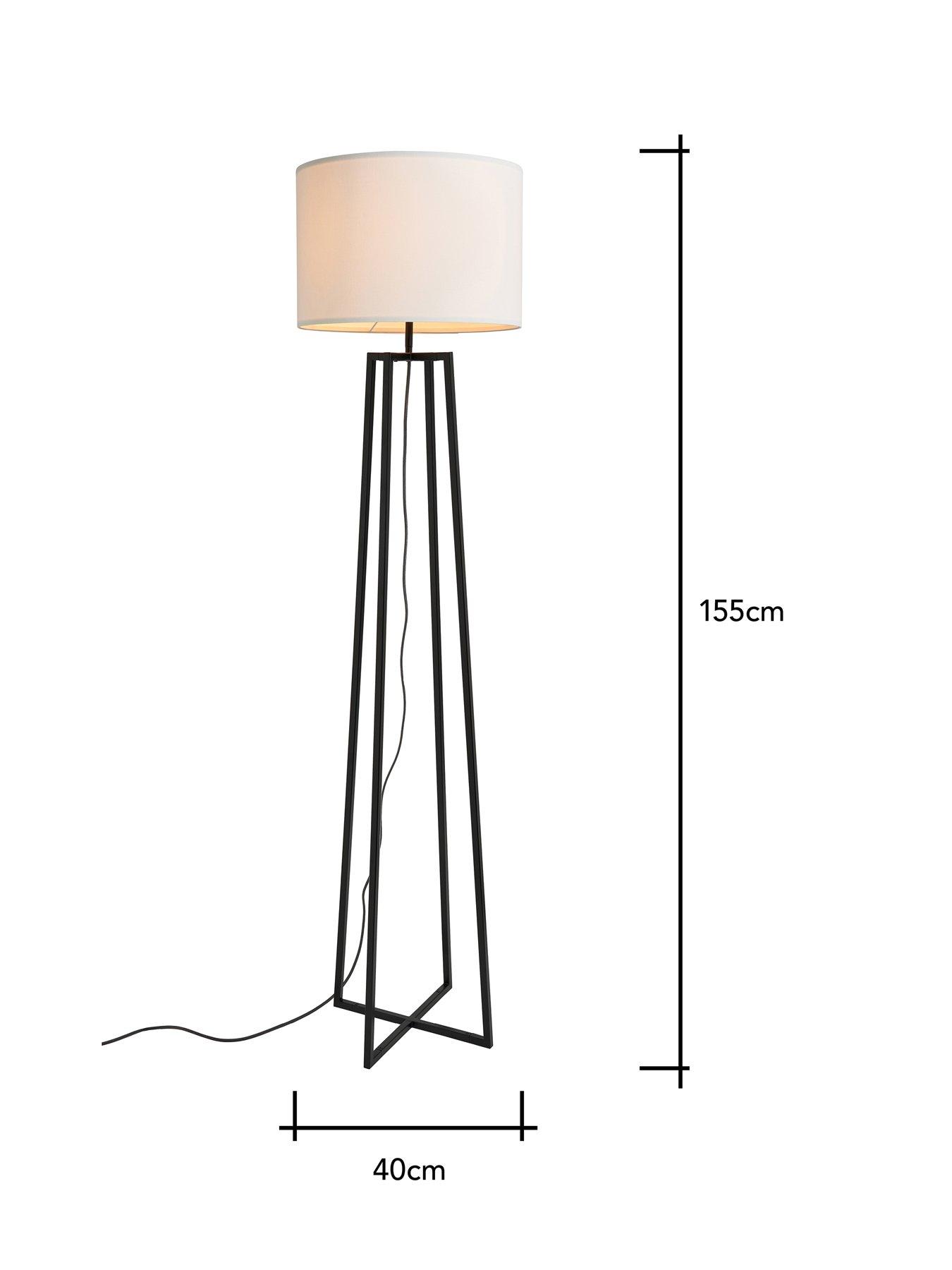 the-very-collection-metal-tripod-floor-lampoutfit