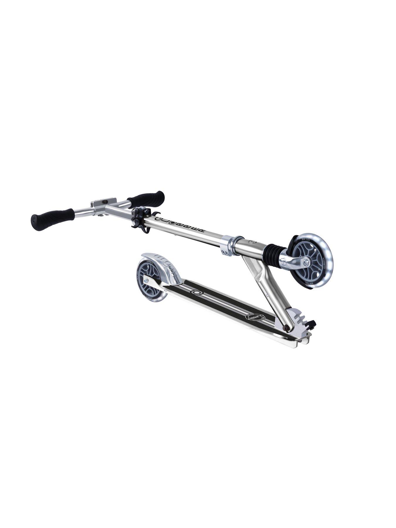 Image 4 of 7 of GLOBBER Flow Element Comfort Scooter&nbsp;- Silver