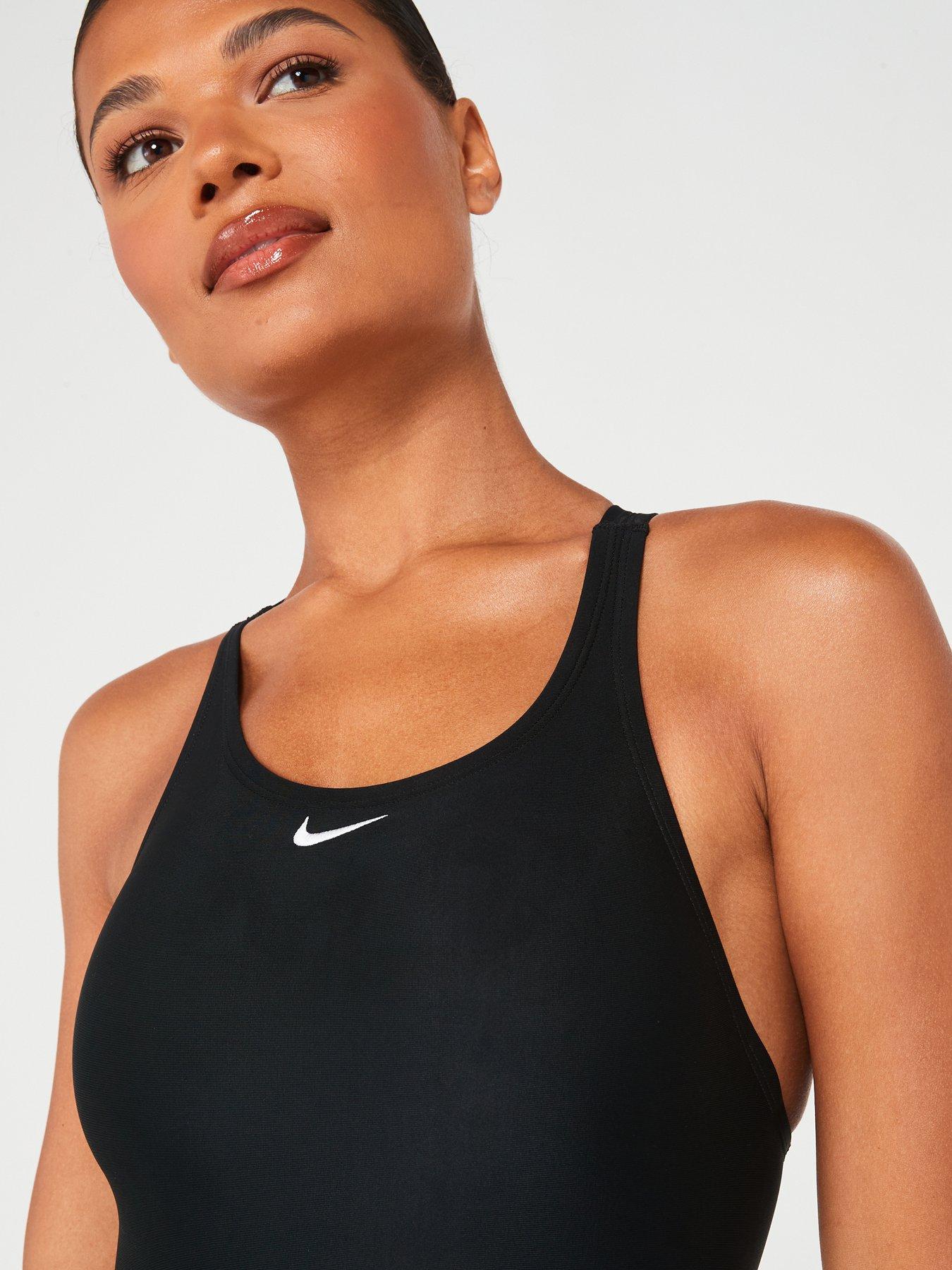 nike-solid-fastback-one-piece-swimsuit-blackoutfit