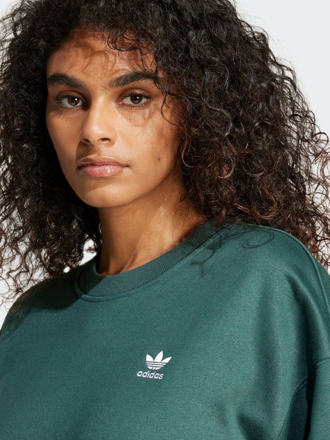 adidas-originals-womens-trefoil-sweater-greenoutfit